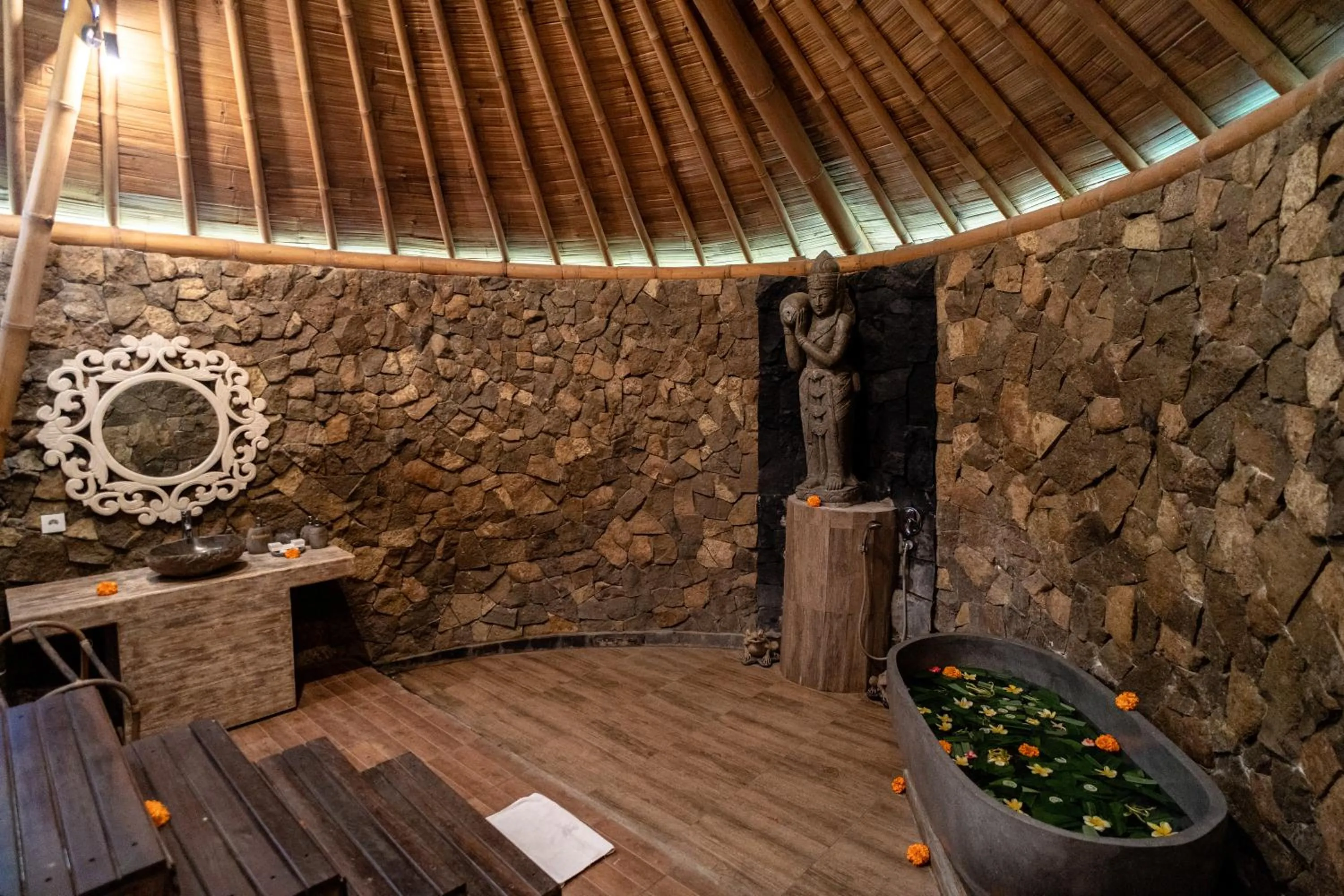 Bathroom in Padi Bali Retreat