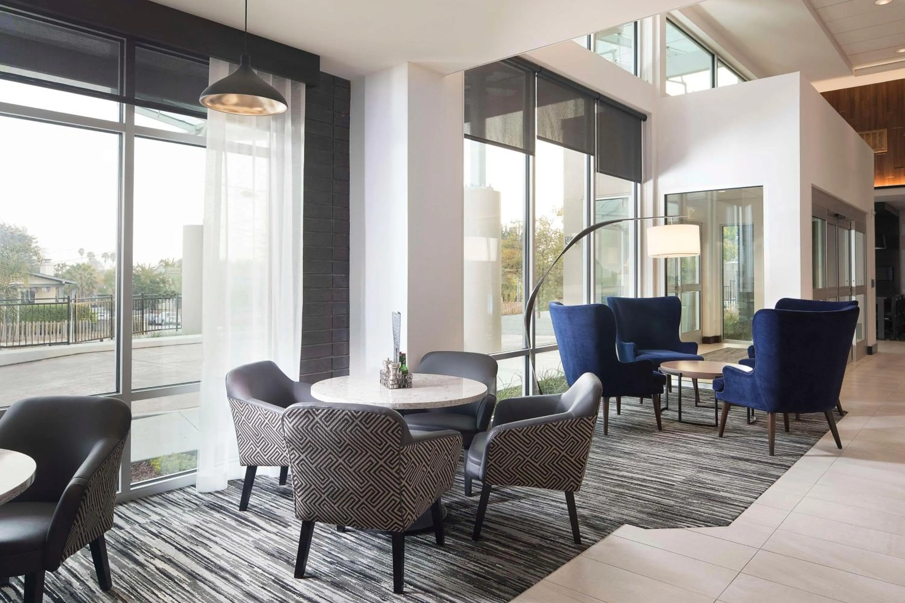 Lobby or reception in Hyatt Place Santa Cruz