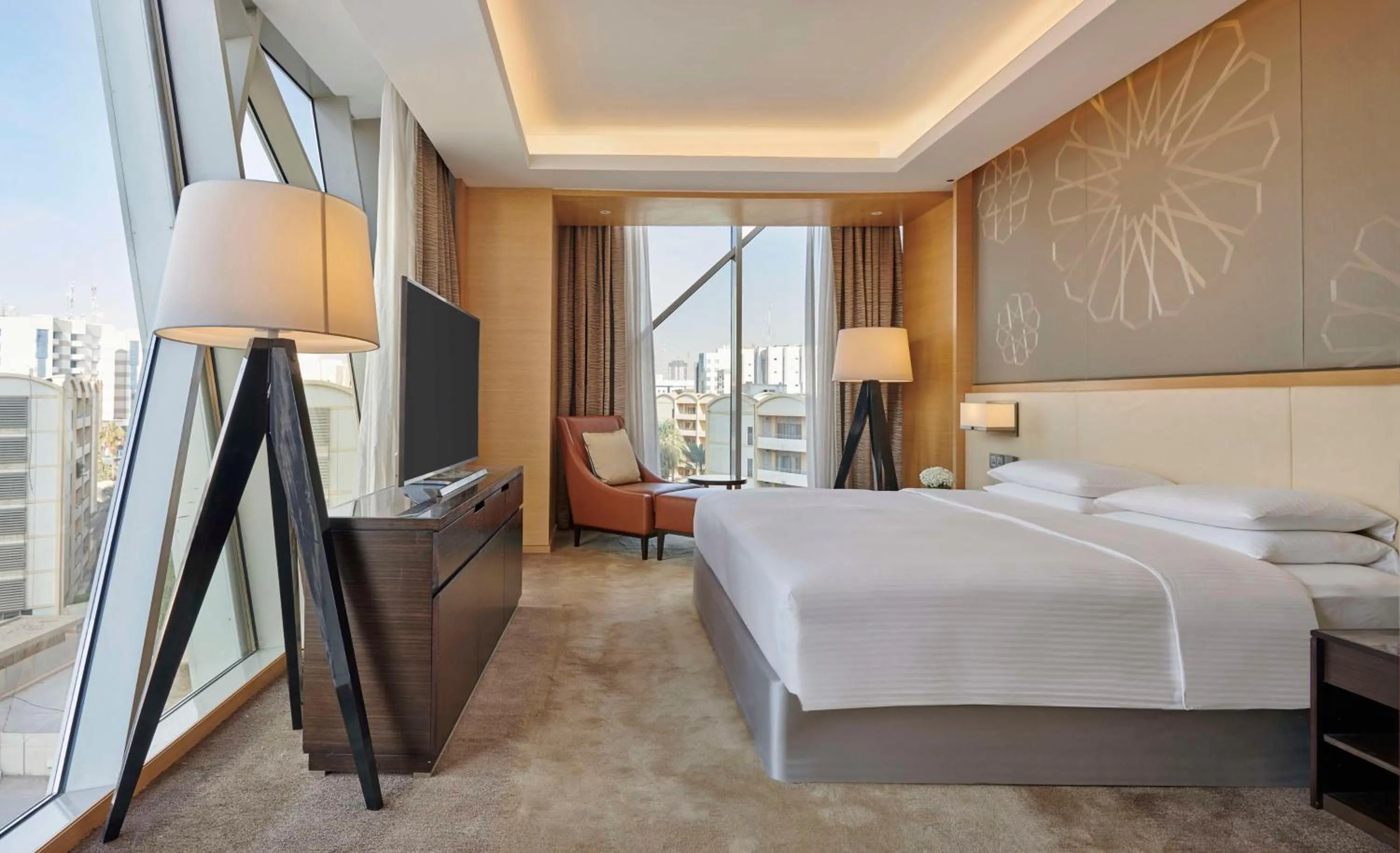 Photo of the whole room, Bed in Hyatt Regency Riyadh Olaya