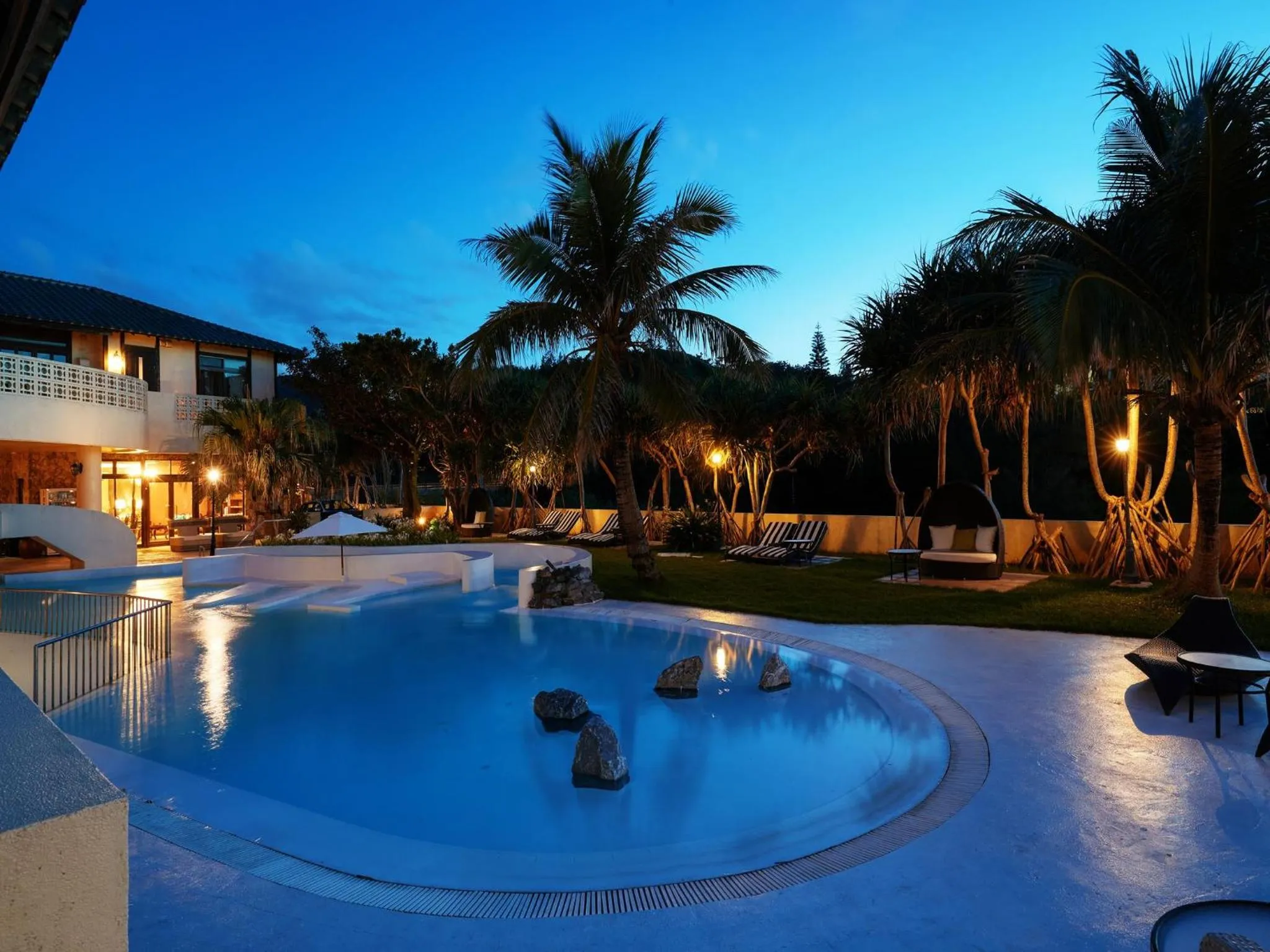 Swimming pool in La Casa Panacea Okinawa Resort