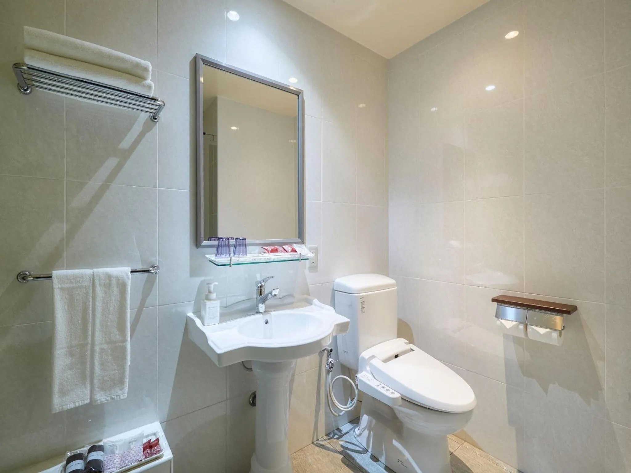 Photo of the whole room in La Casa Panacea Okinawa Resort