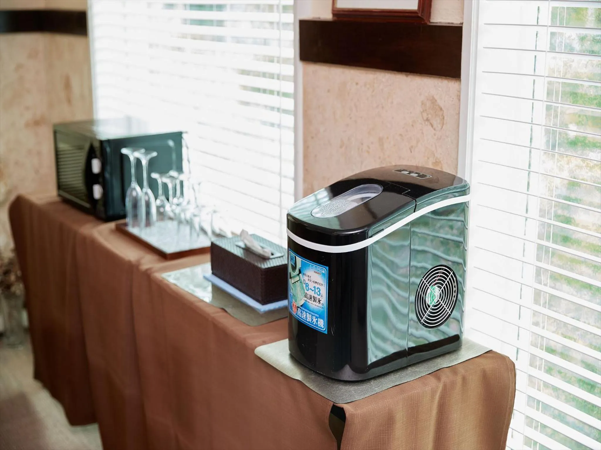 Lounge or bar in La Casa Panacea Okinawa Resort