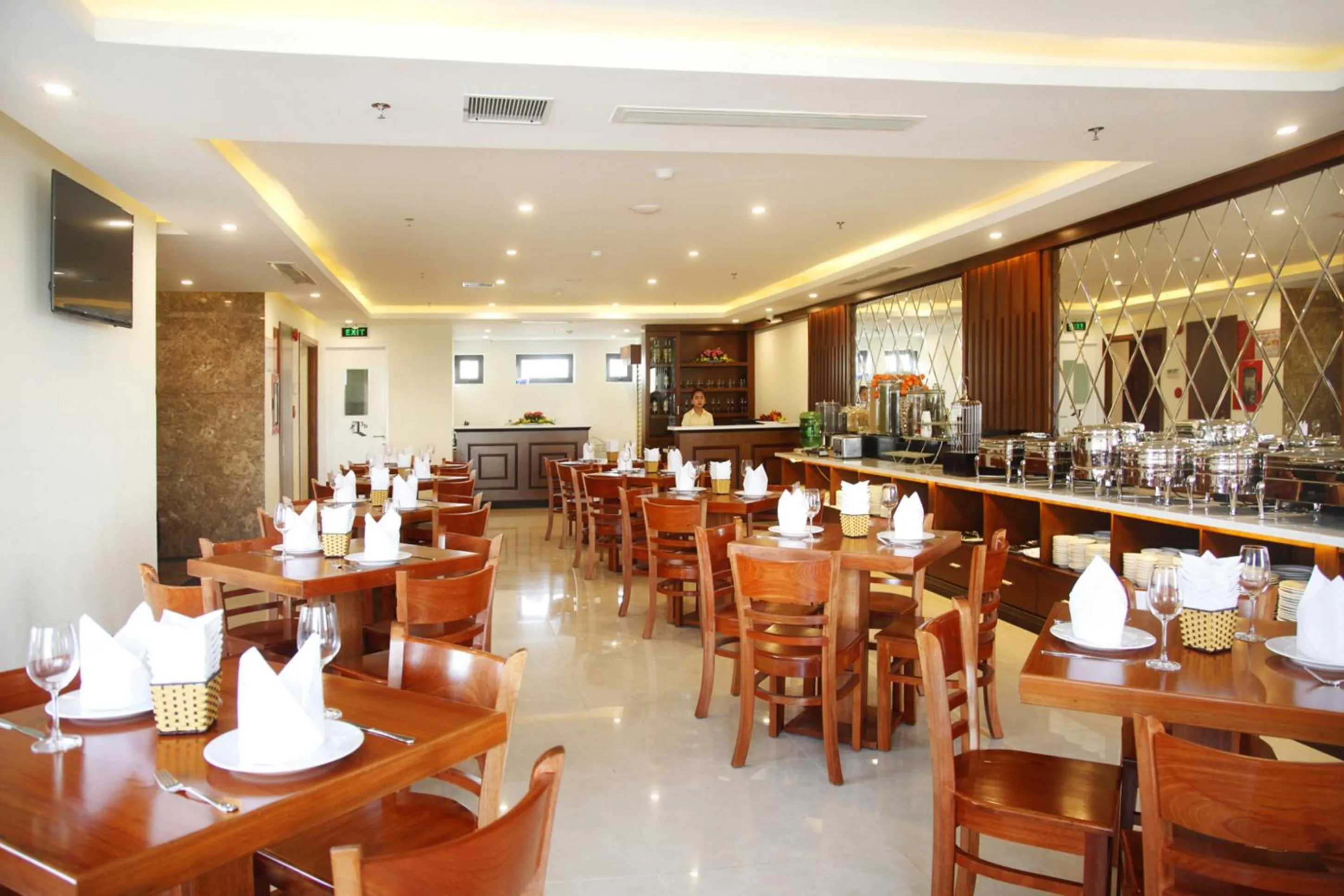Restaurant/places to eat in Hung Anh Hotel