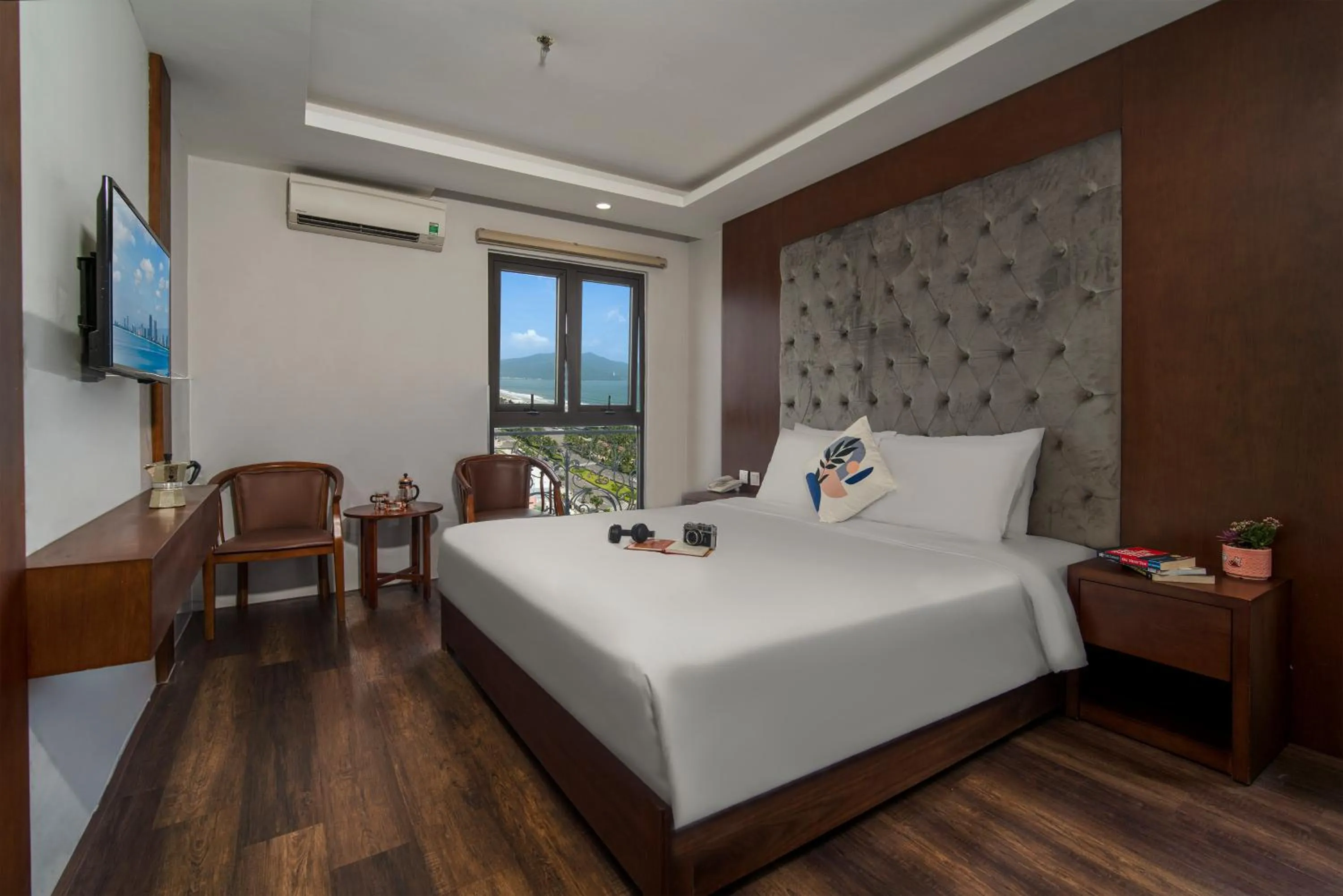 Bed in Hung Anh Hotel