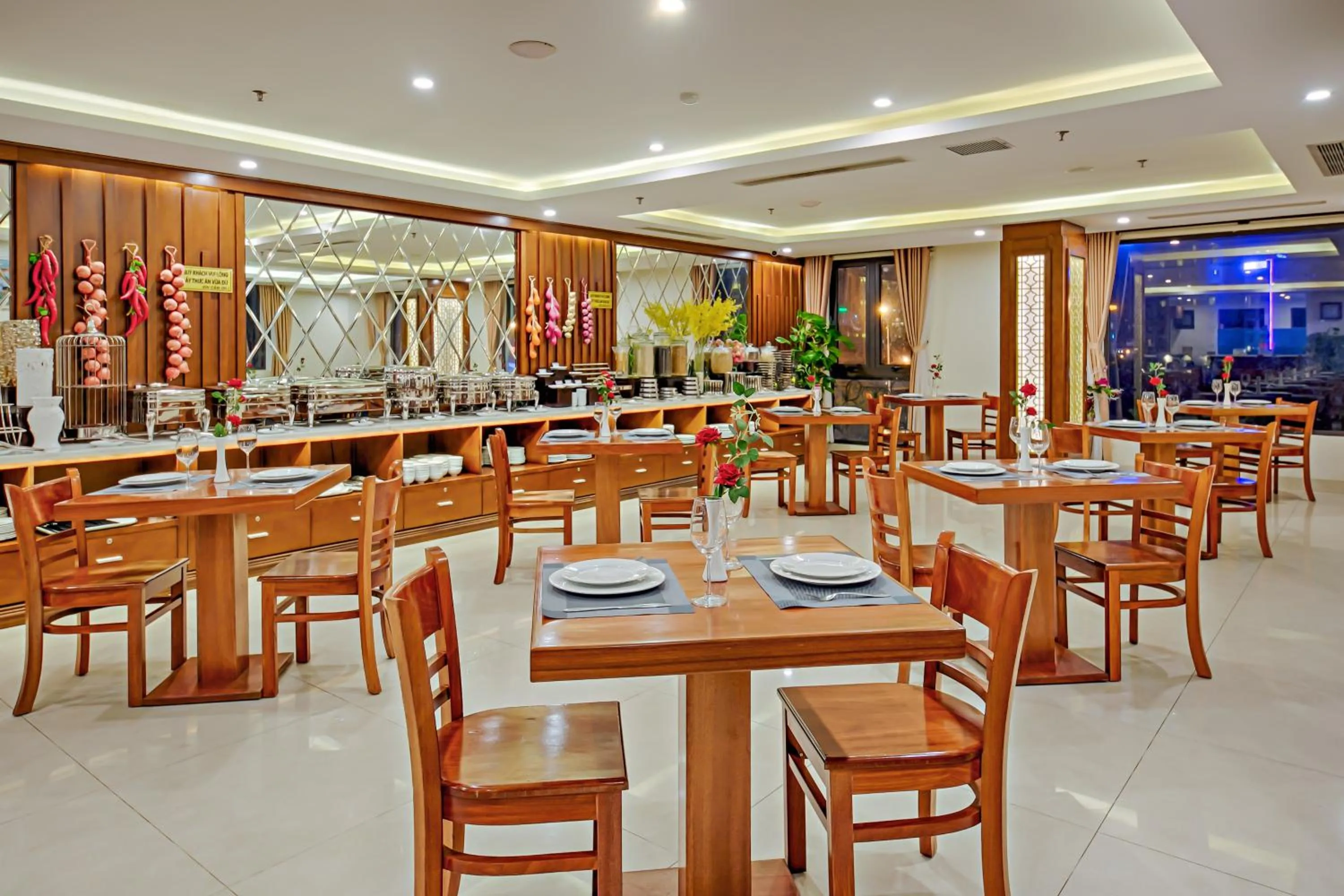 Restaurant/places to eat in Hung Anh Hotel