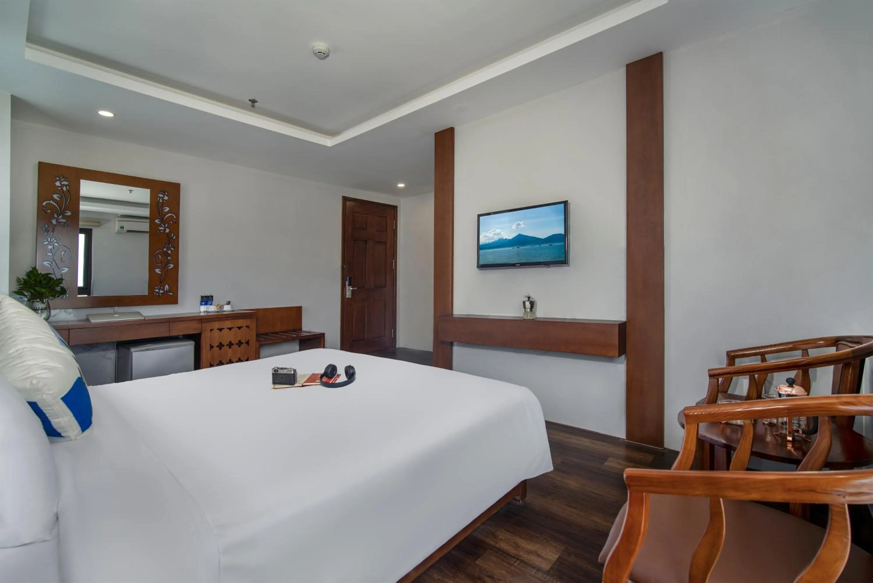 TV and multimedia in Hung Anh Hotel