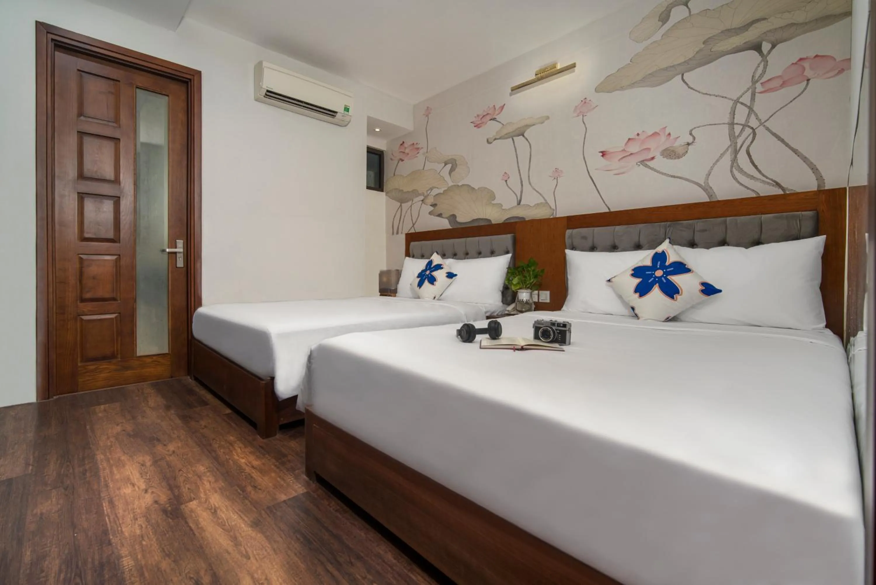 Bed in Hung Anh Hotel