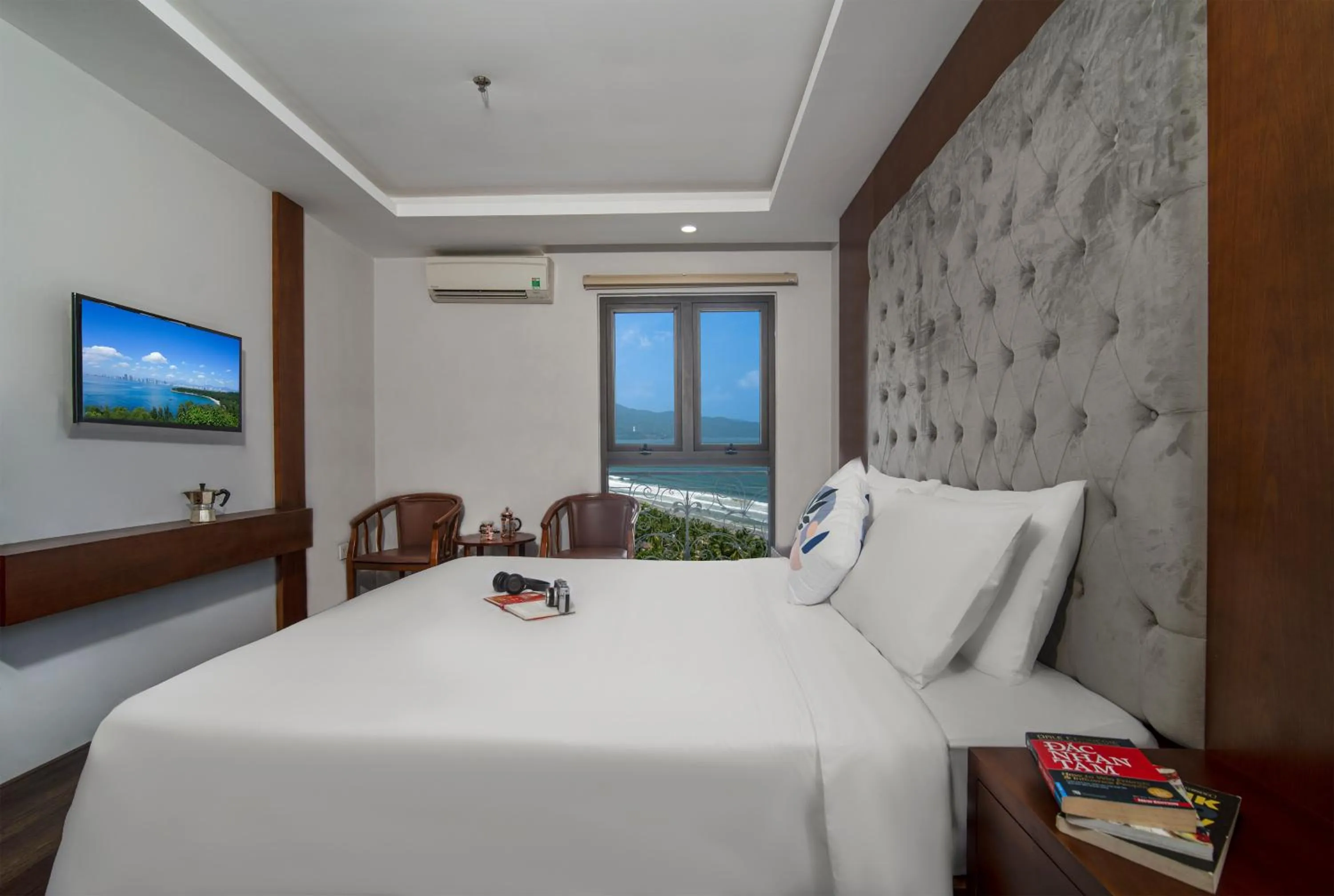 Bed in Hung Anh Hotel