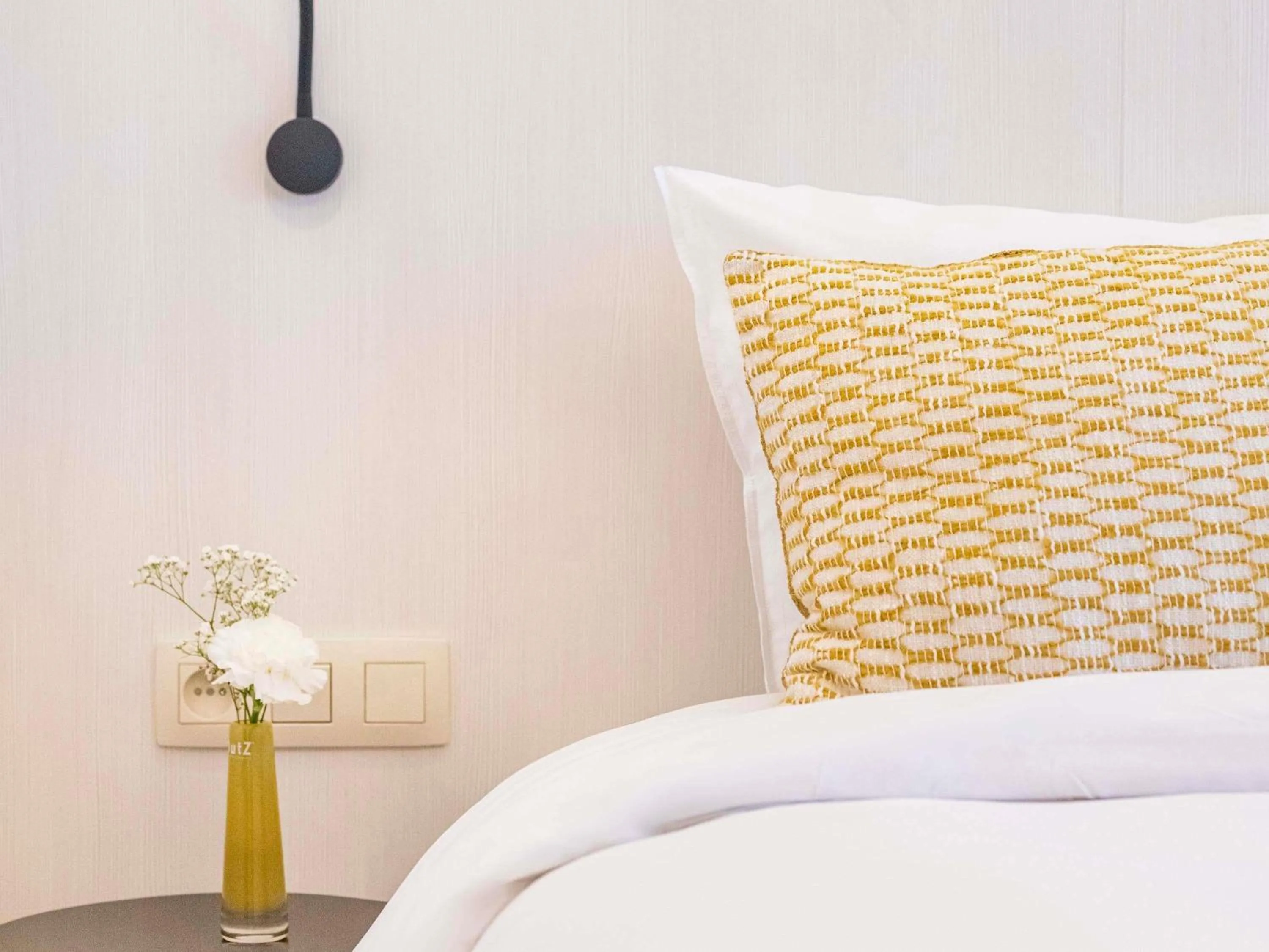 Bedroom, Bed in Mercure Oostende