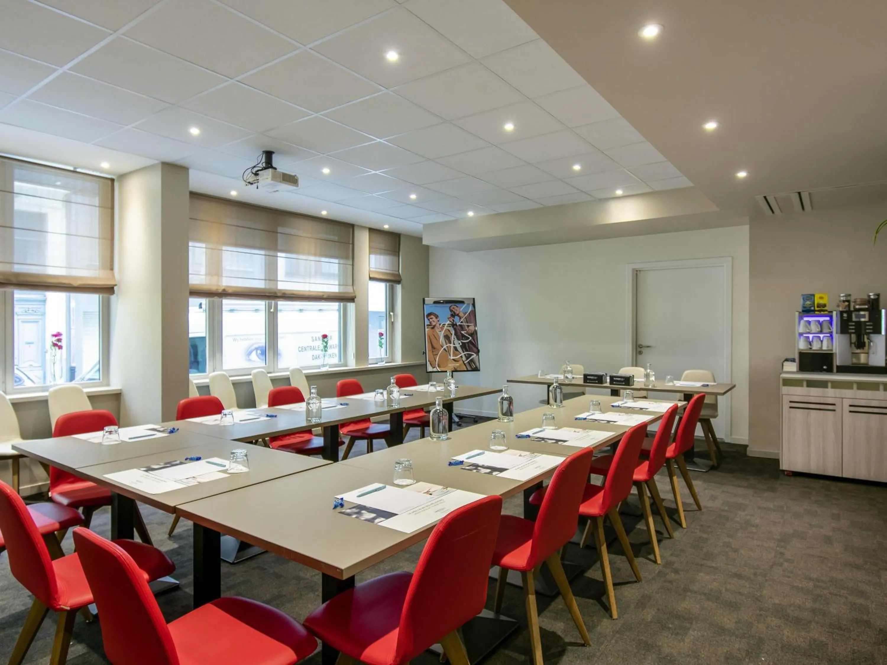 Meeting/conference room in Mercure Oostende