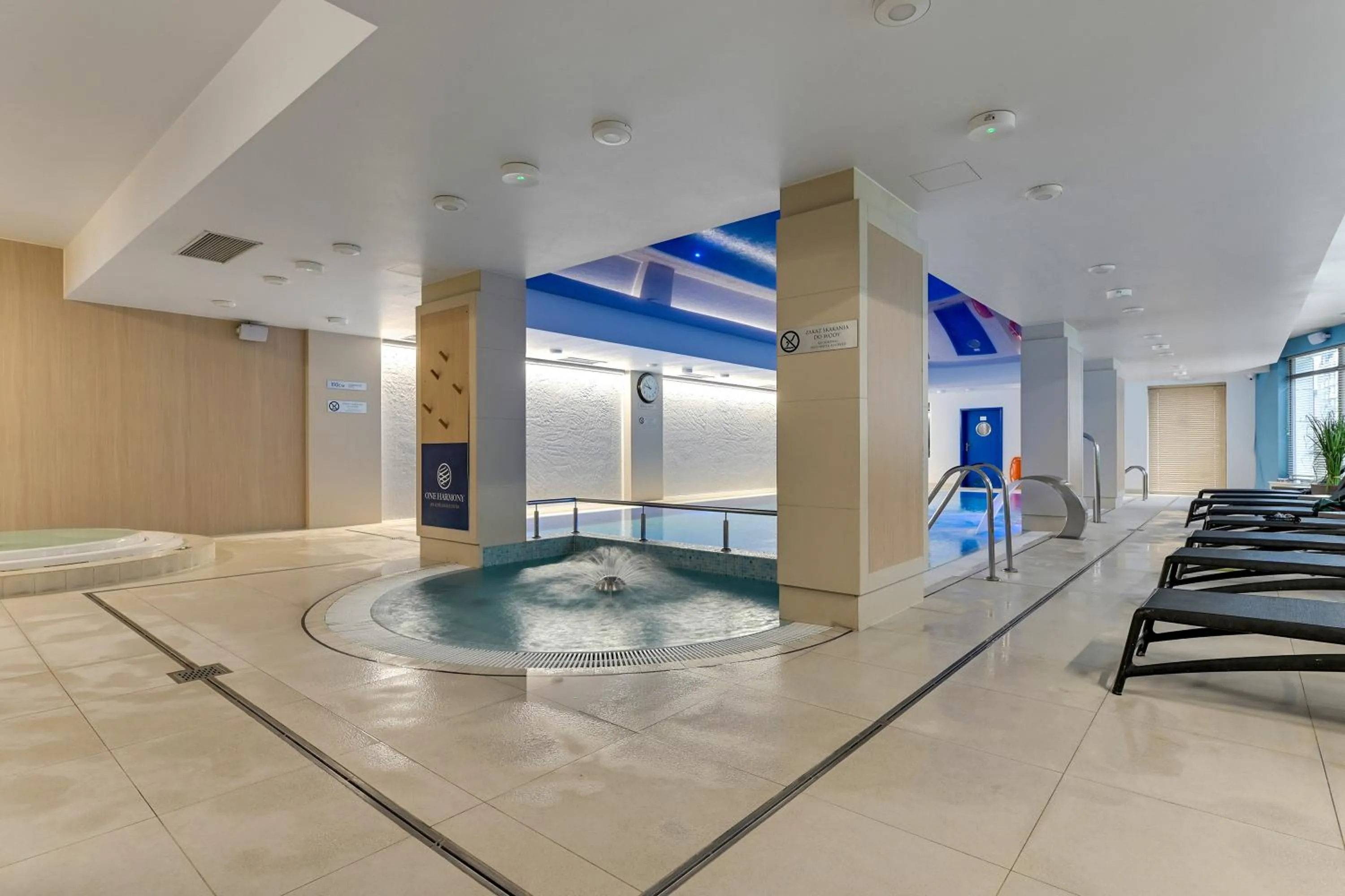 Swimming pool in GRANO LIFE Gdańsk - HOTEL NUMBER ONE BY GRANO Gdańsk