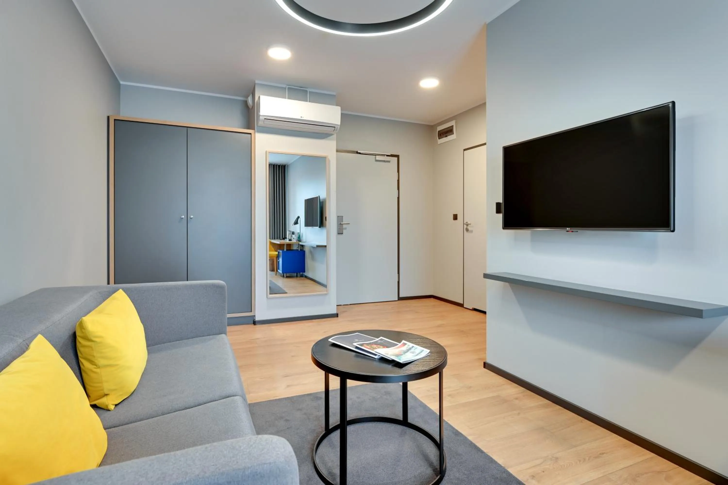 TV and multimedia in GRANO LIFE Gdańsk - HOTEL NUMBER ONE BY GRANO Gdańsk