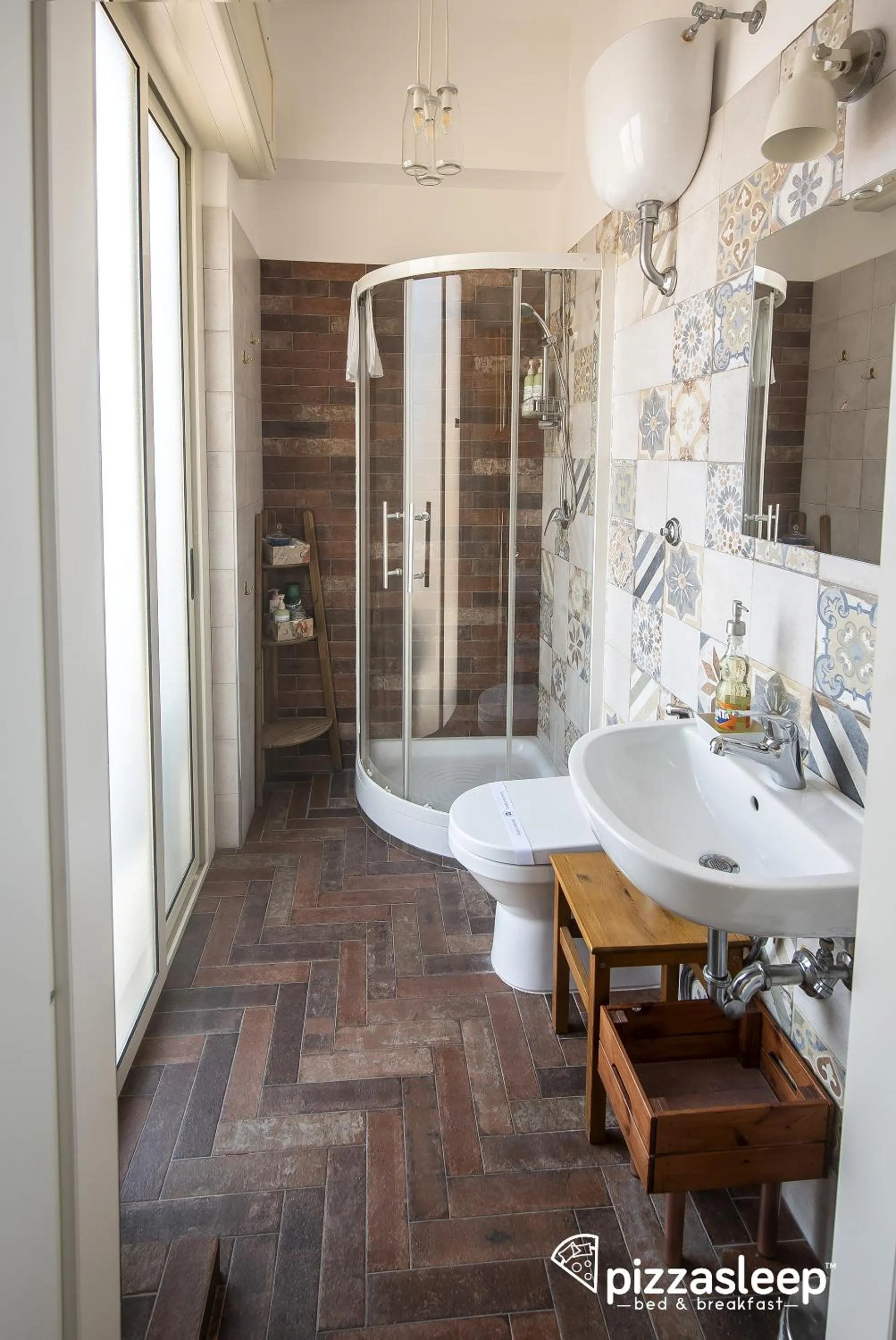 Bathroom in PizzaSleep B&B