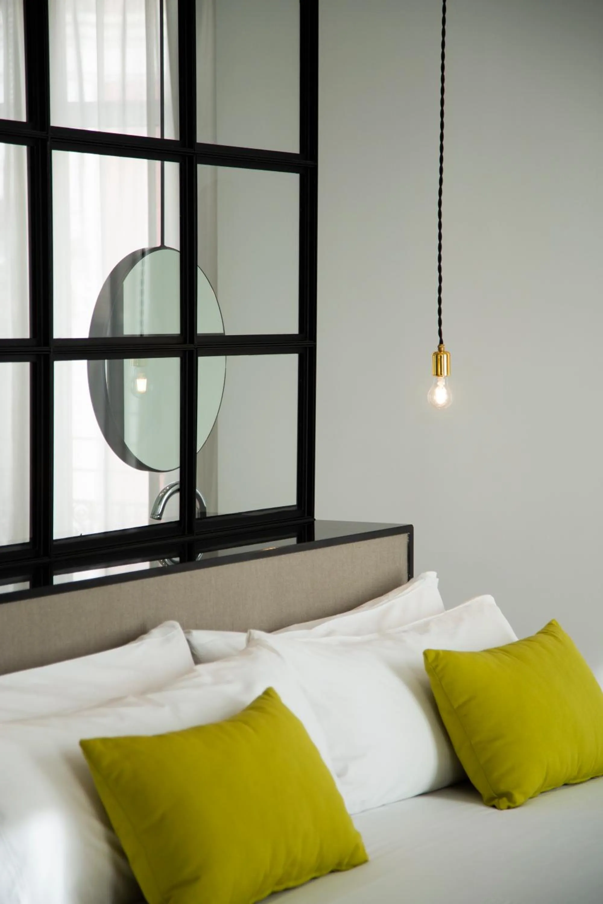 Decorative detail, Bed in MYR Marqués House