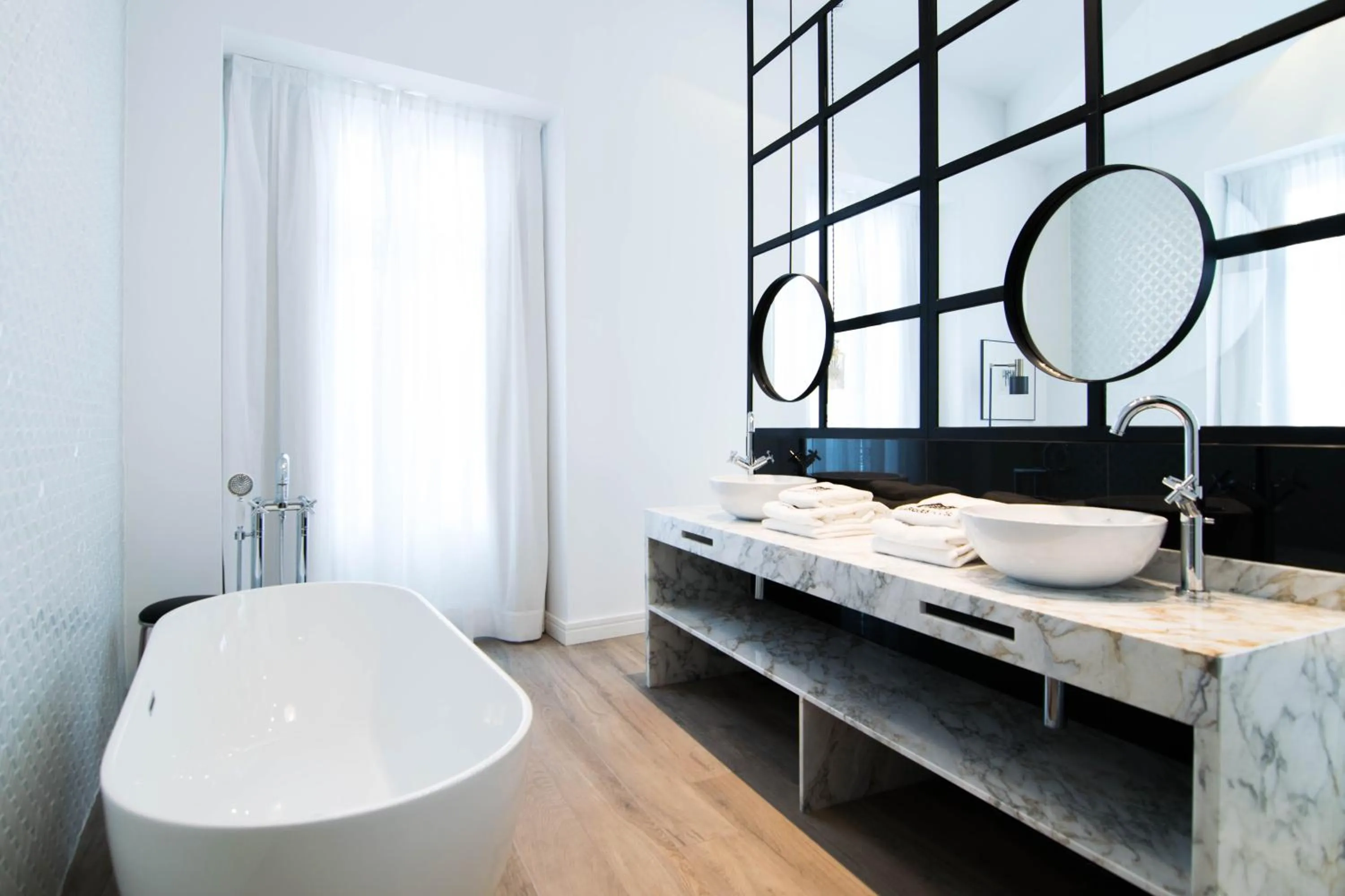 Bathroom in MYR Marqués House