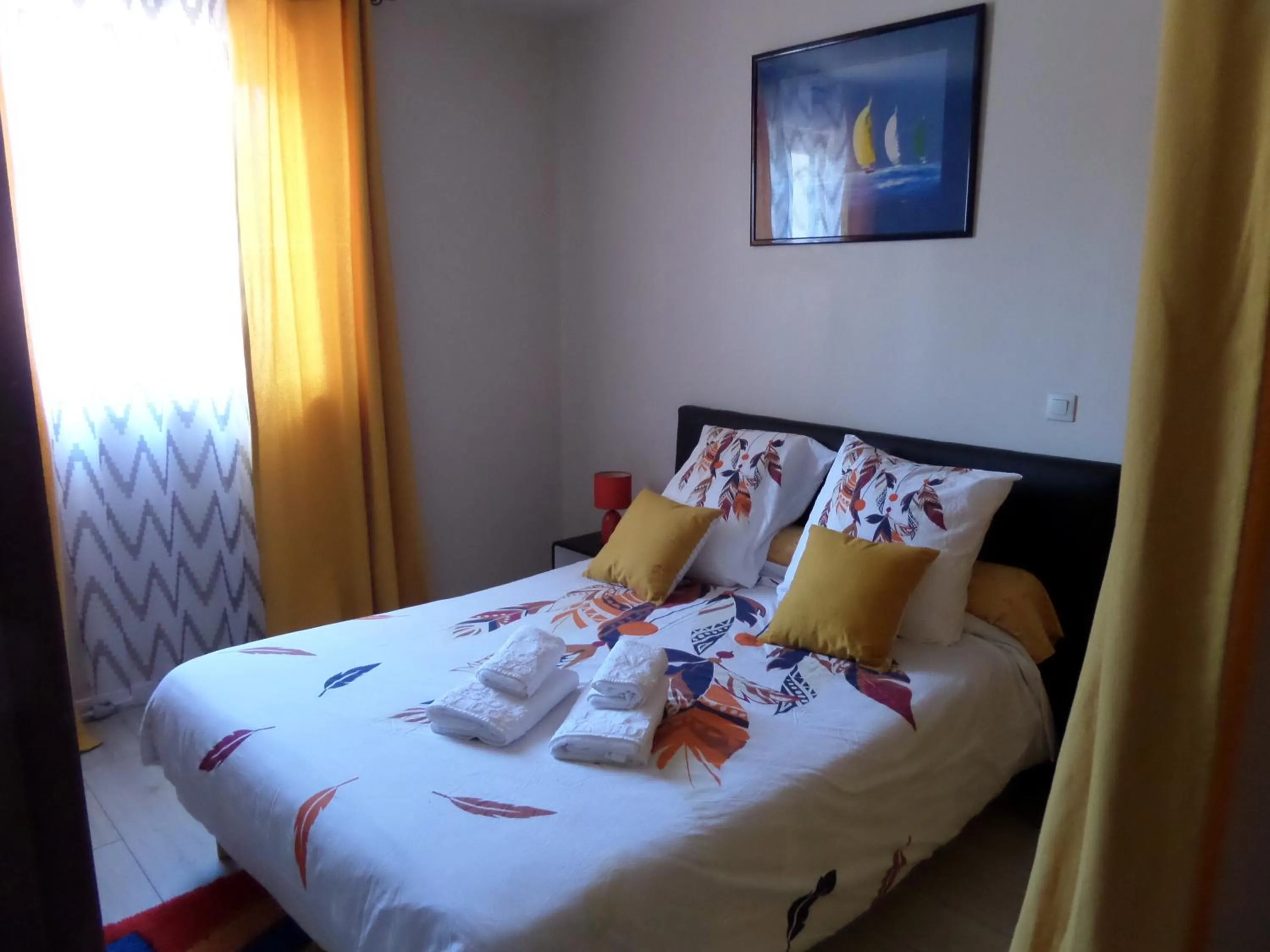 Bedroom, Bed in Chambre d'hotes ronquer