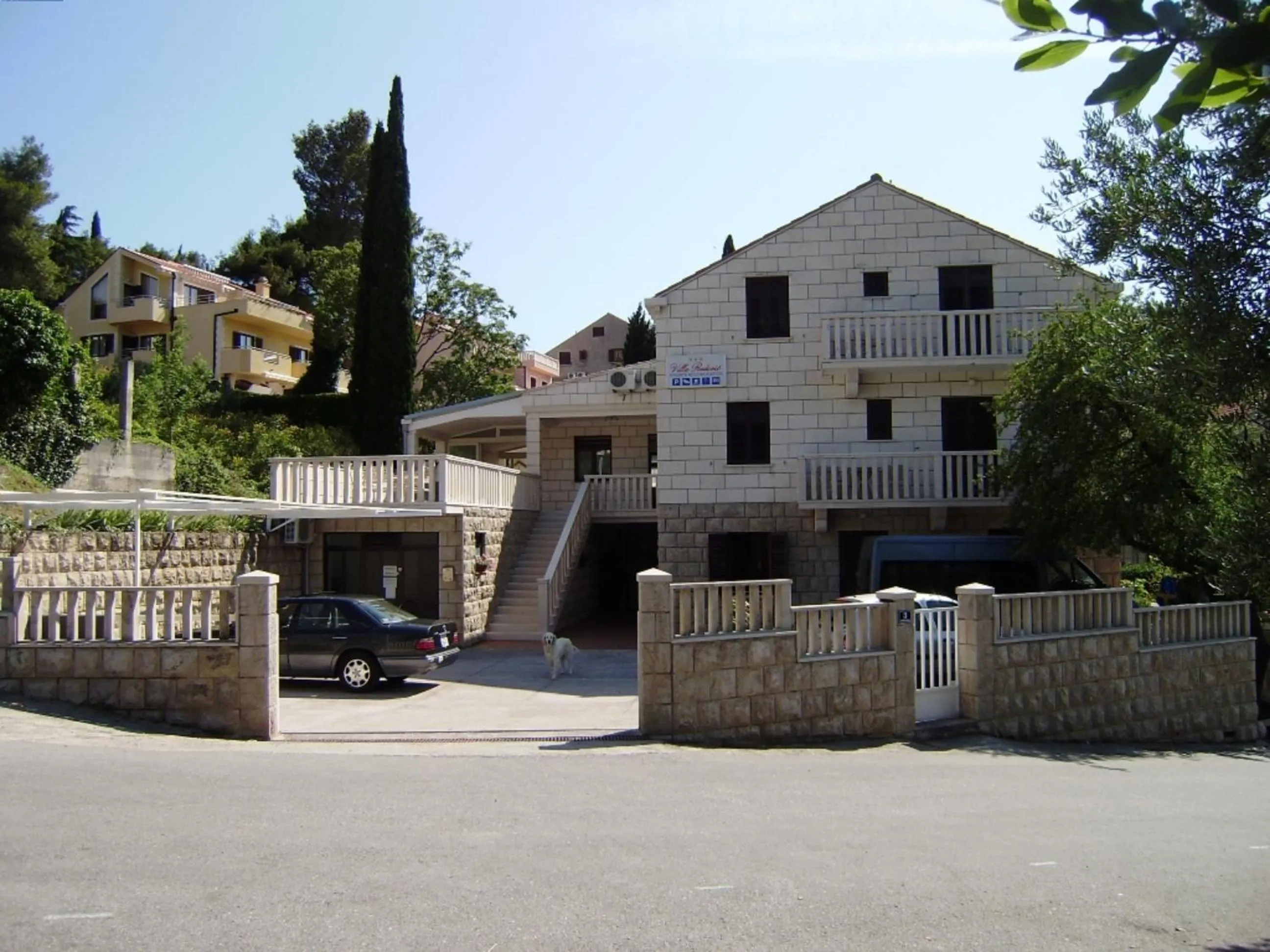 Facade/entrance in Villa Radovic