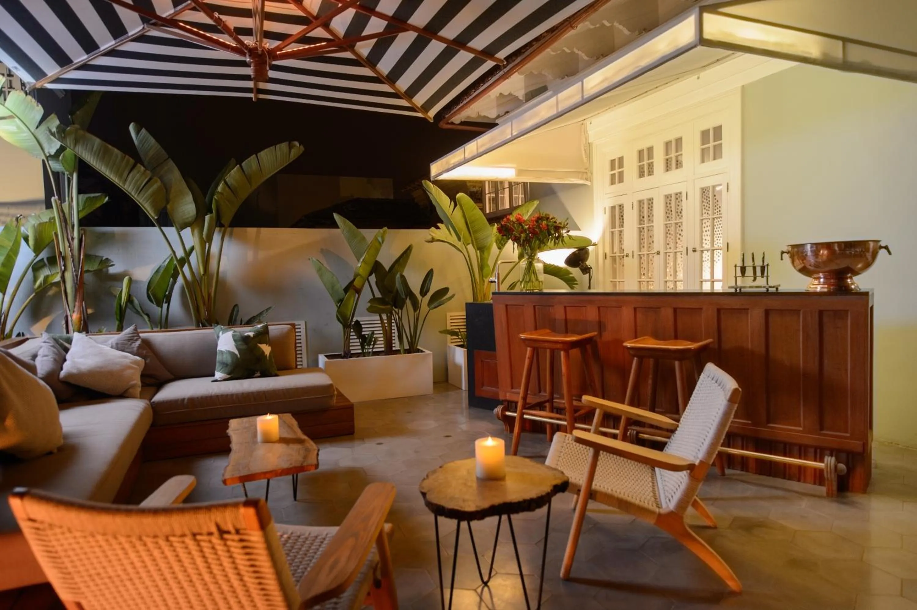 Lounge or bar in Villa Barranco by Ananay Hotels