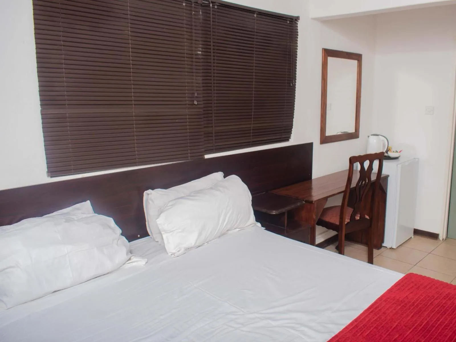 Bed in River-Ridge Guest House