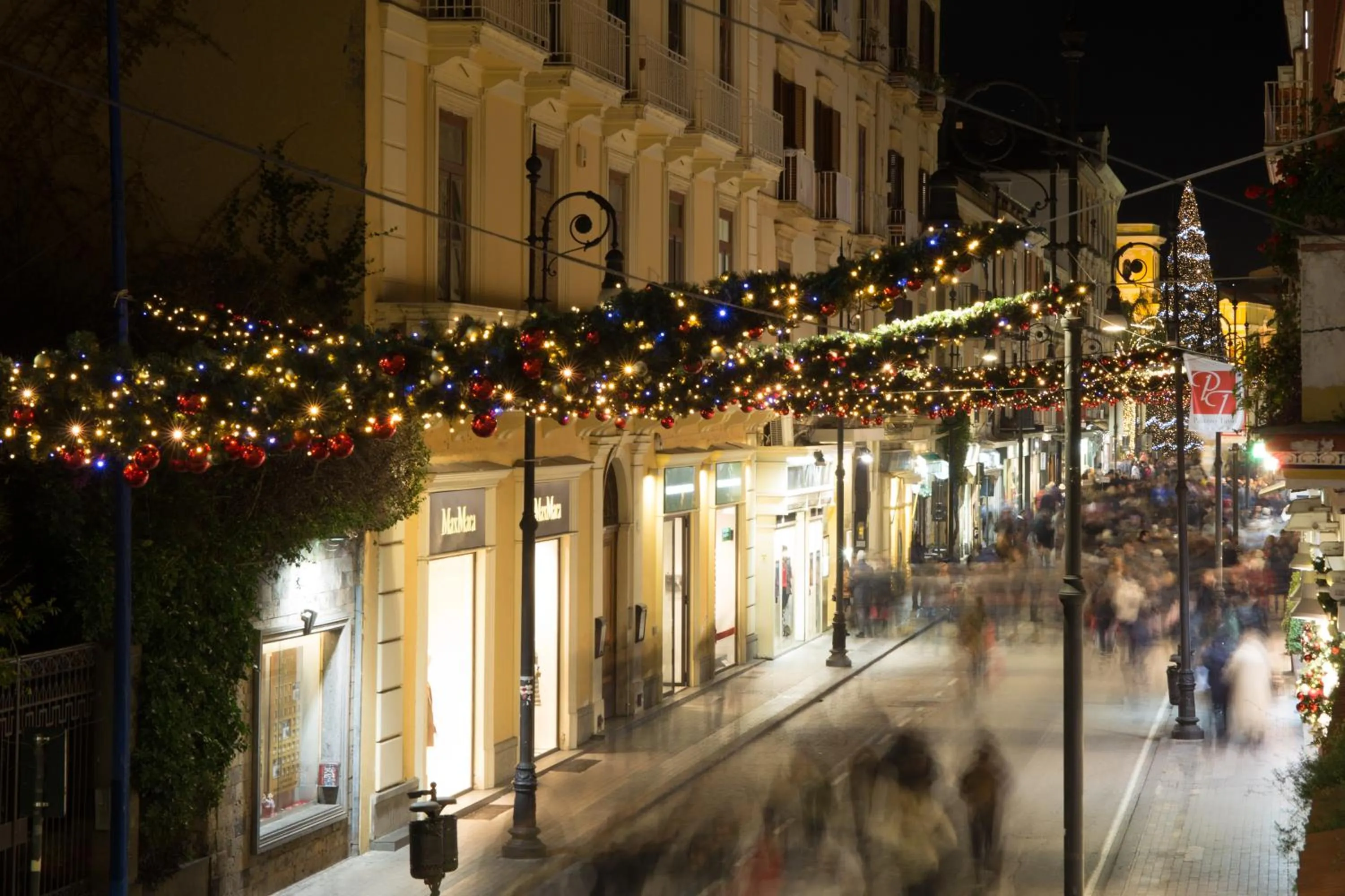 Shopping Area in Residenza Il Campanile