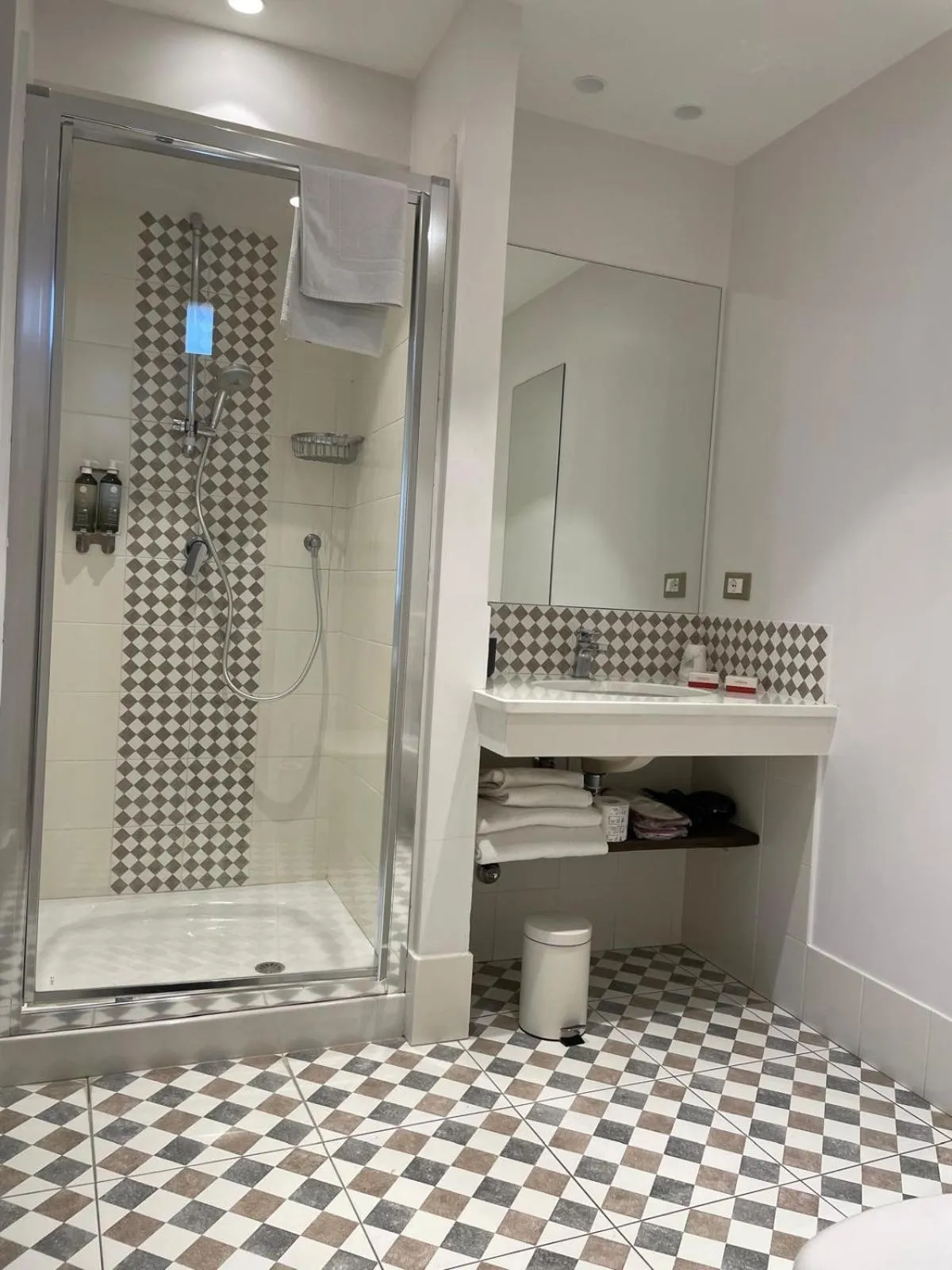 Shower in Residenza Il Campanile