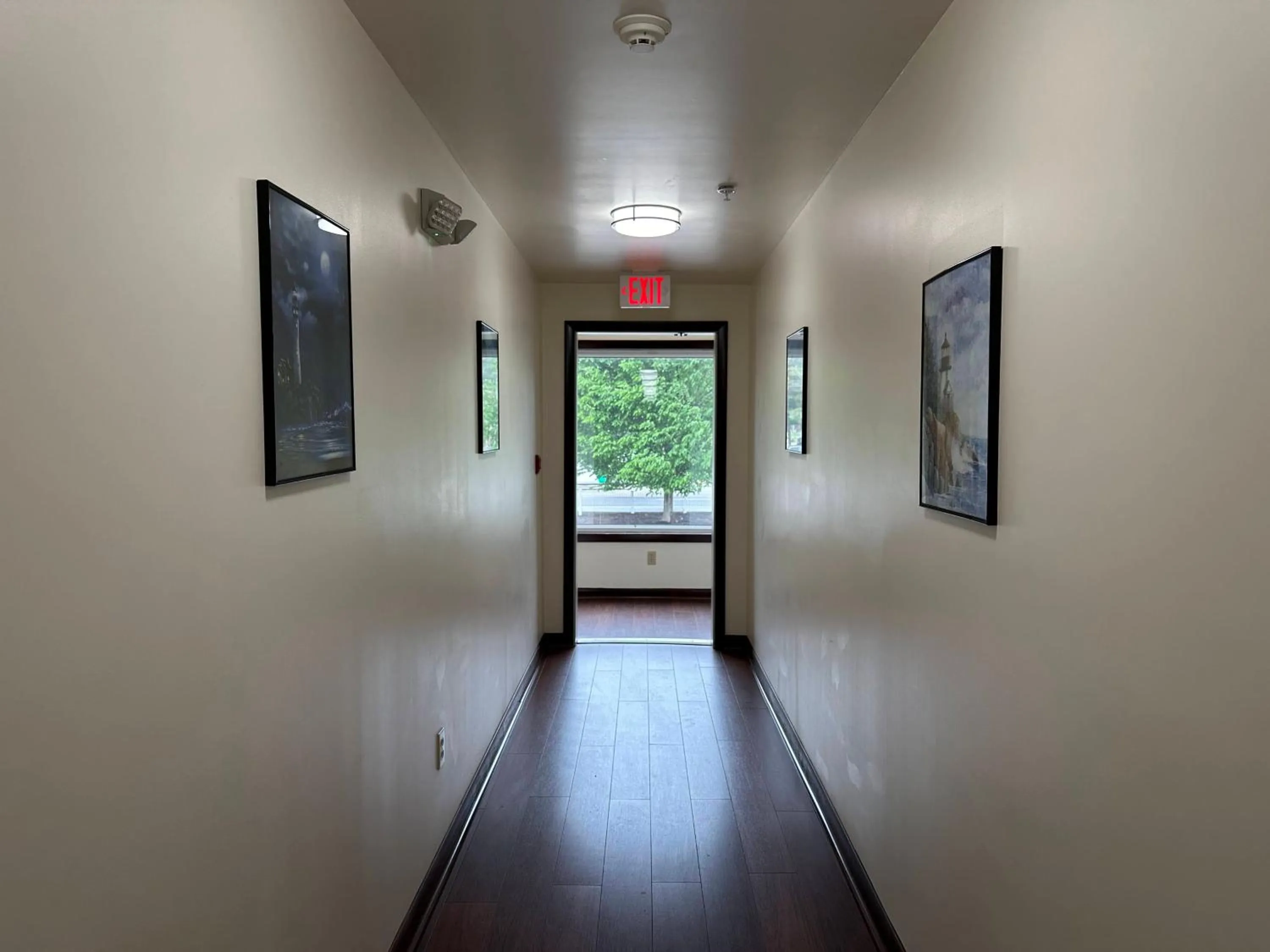 Property building in USA Inn