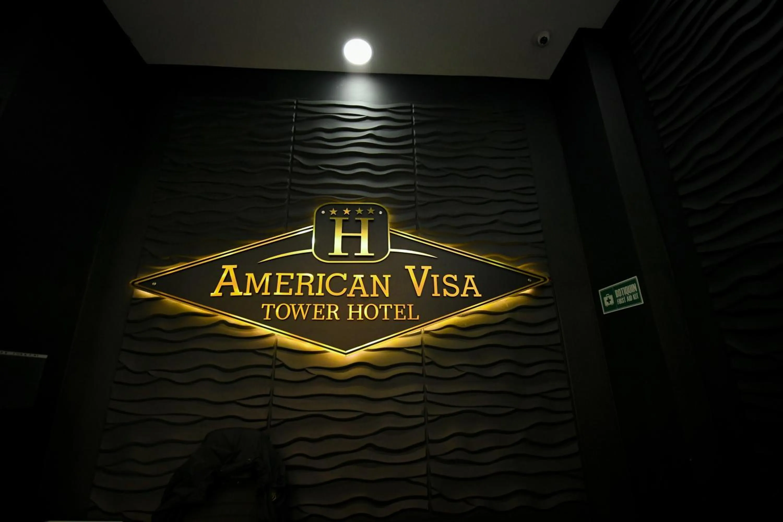 Logo/Certificate/Sign in Hotel American Visa Tower
