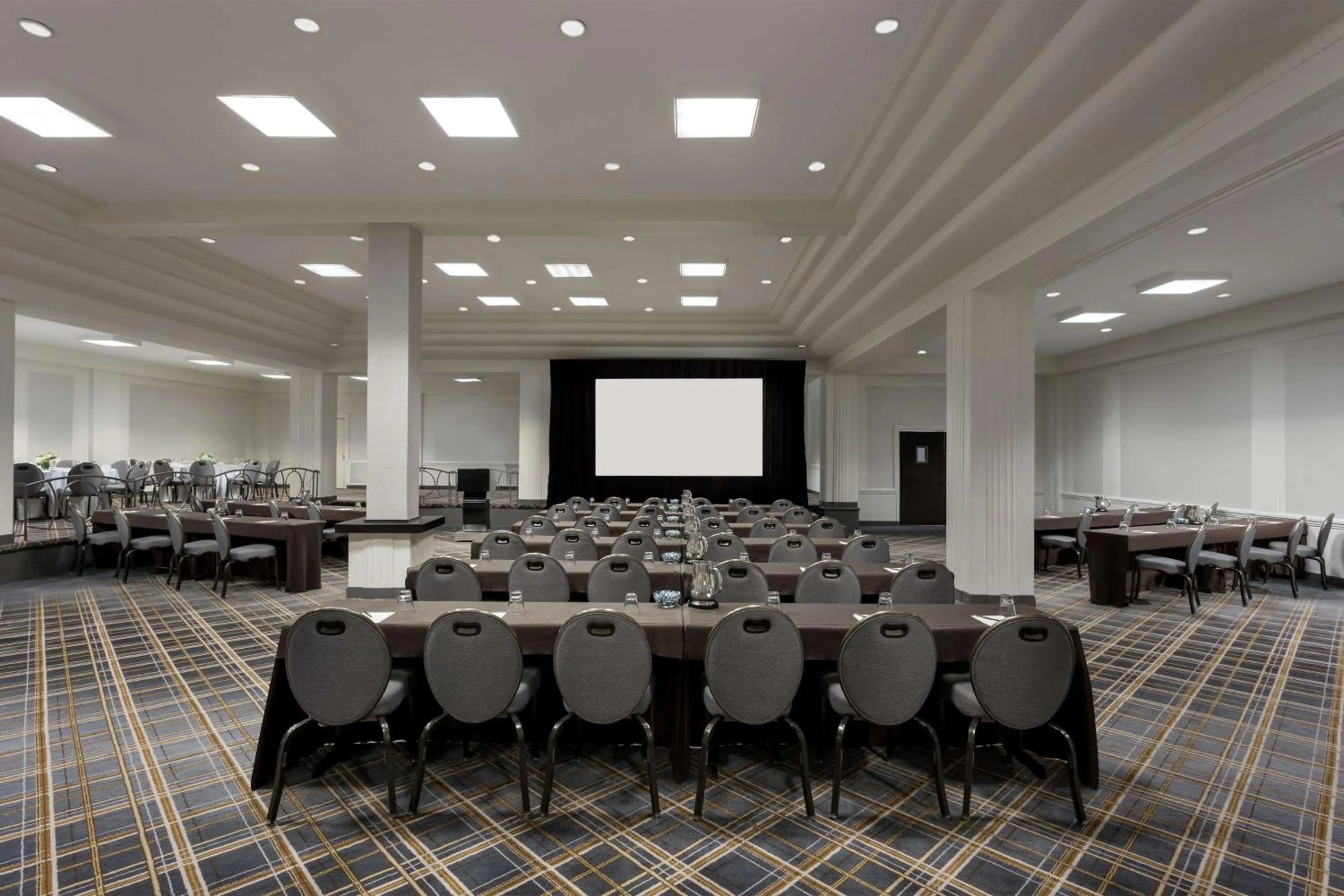 Meeting/conference room in Hilton Boston Park Plaza