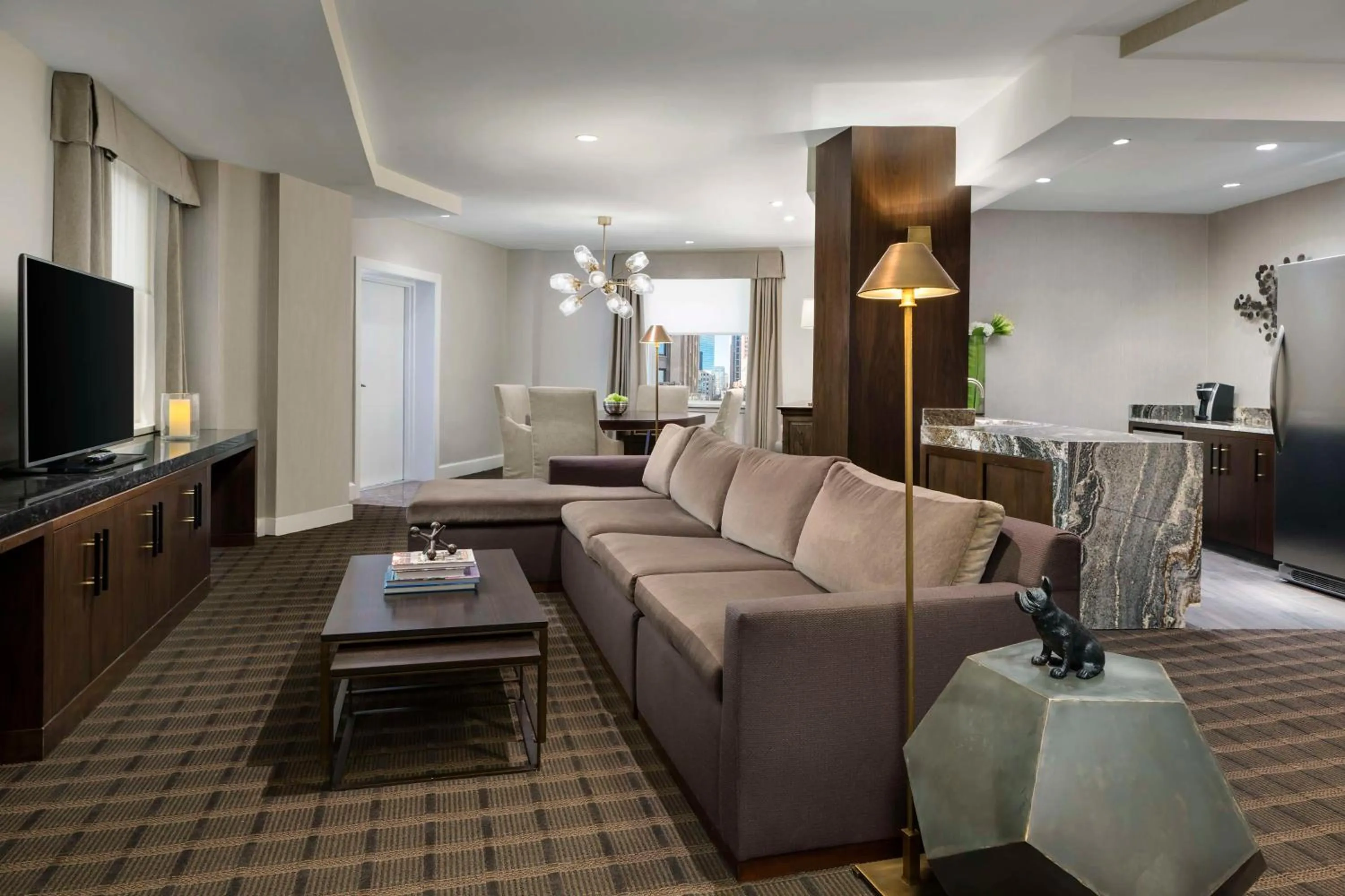 Living room in Hilton Boston Park Plaza