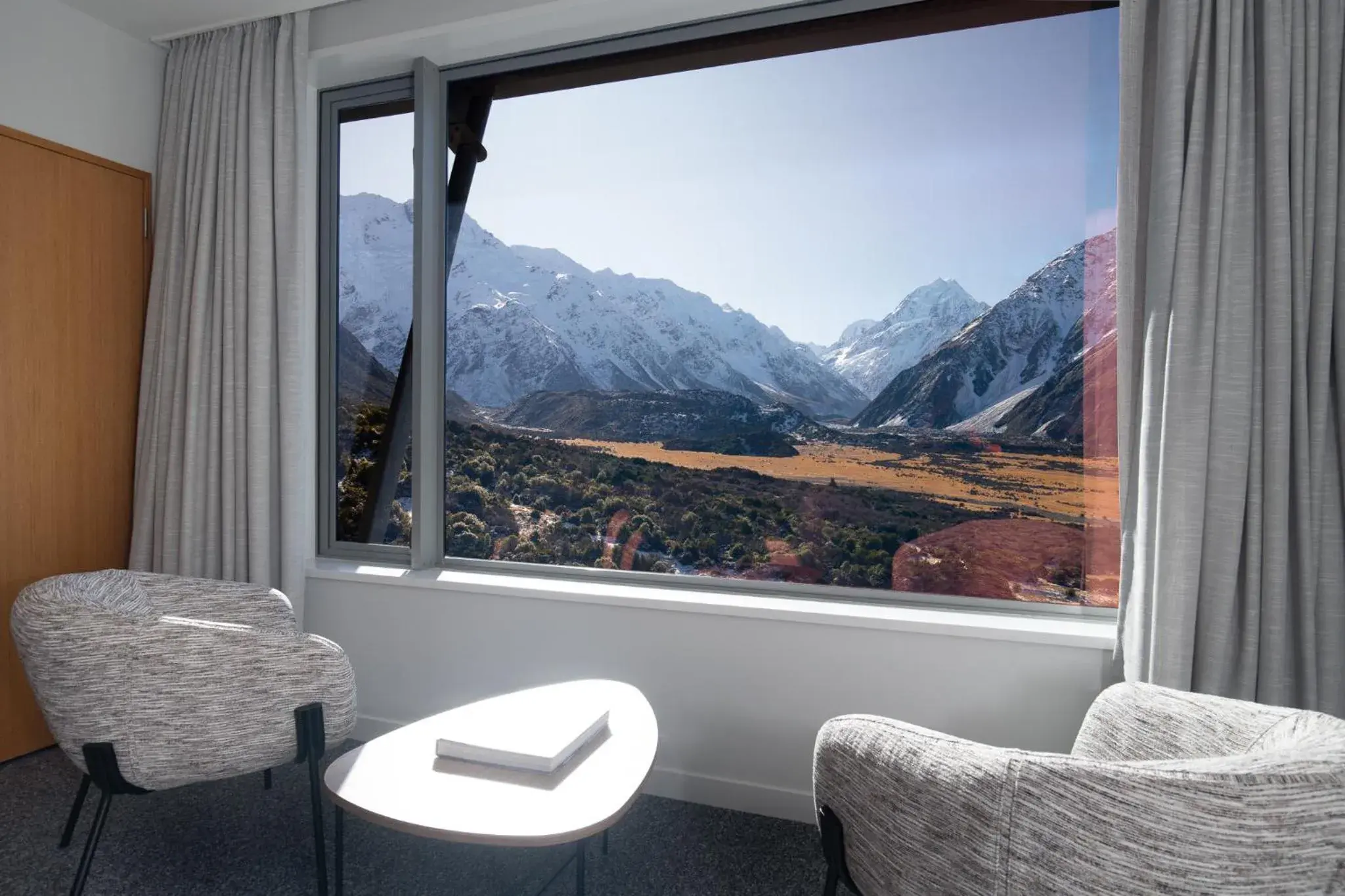 Premium Twin Room with Mountain view in The Hermitage Hotel Mt Cook Premium Twin Room with Mountain view in The Hermitage Hotel Mt Cook