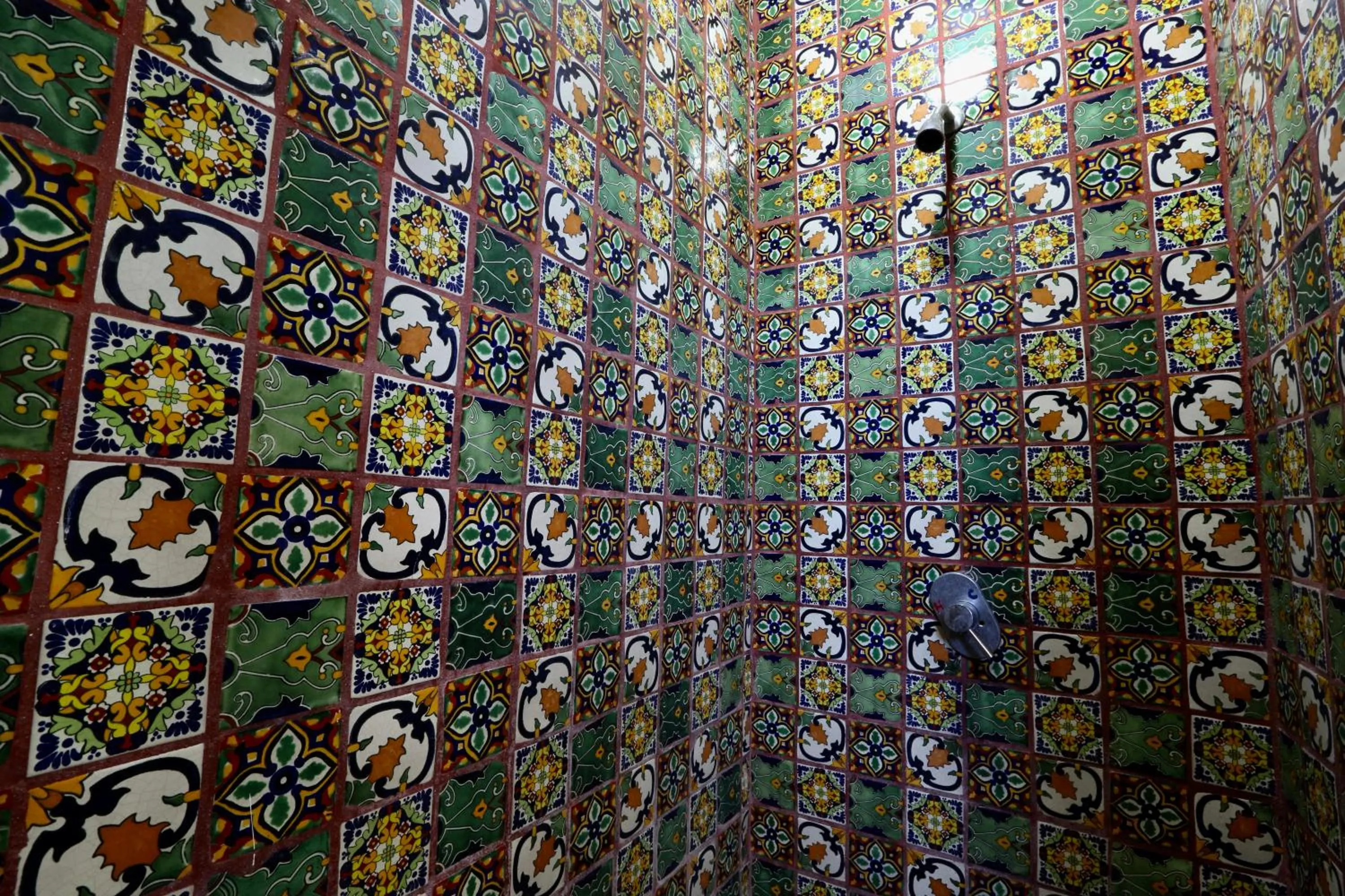 Shower in Cerritos Surf Town - Beach Front Property