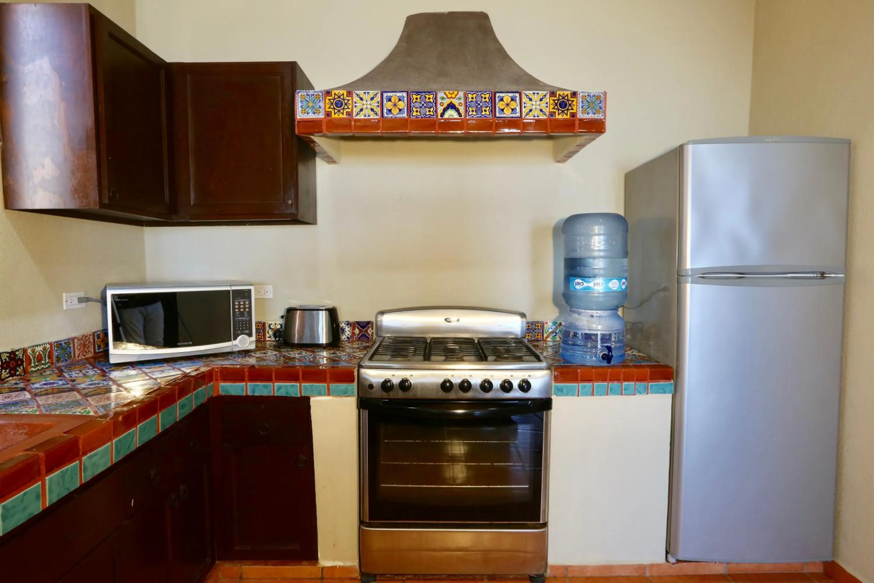 Kitchen or kitchenette in Cerritos Surf Town - Beach Front Property