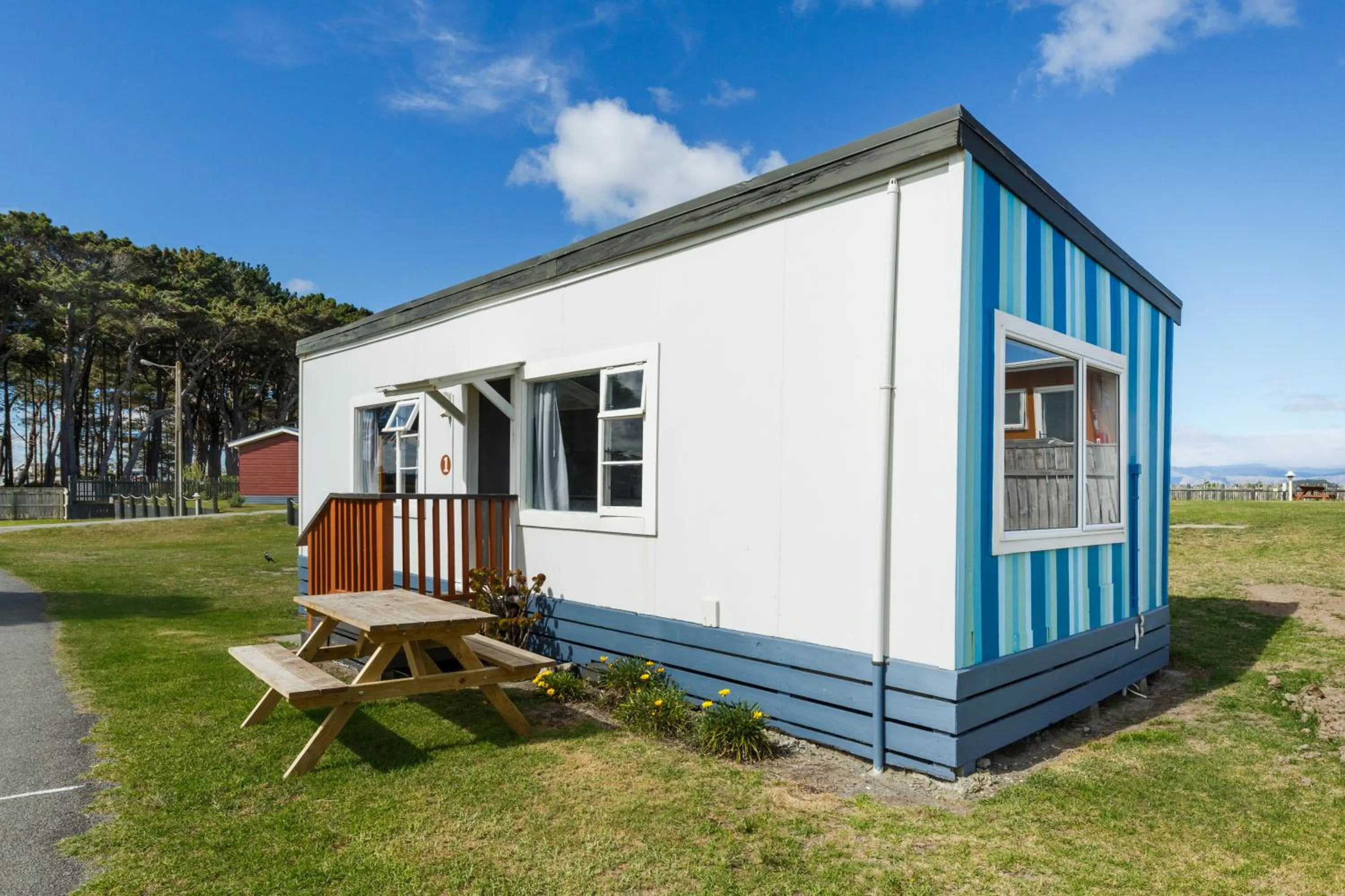 Property building in Foxton Beach Holiday Park
