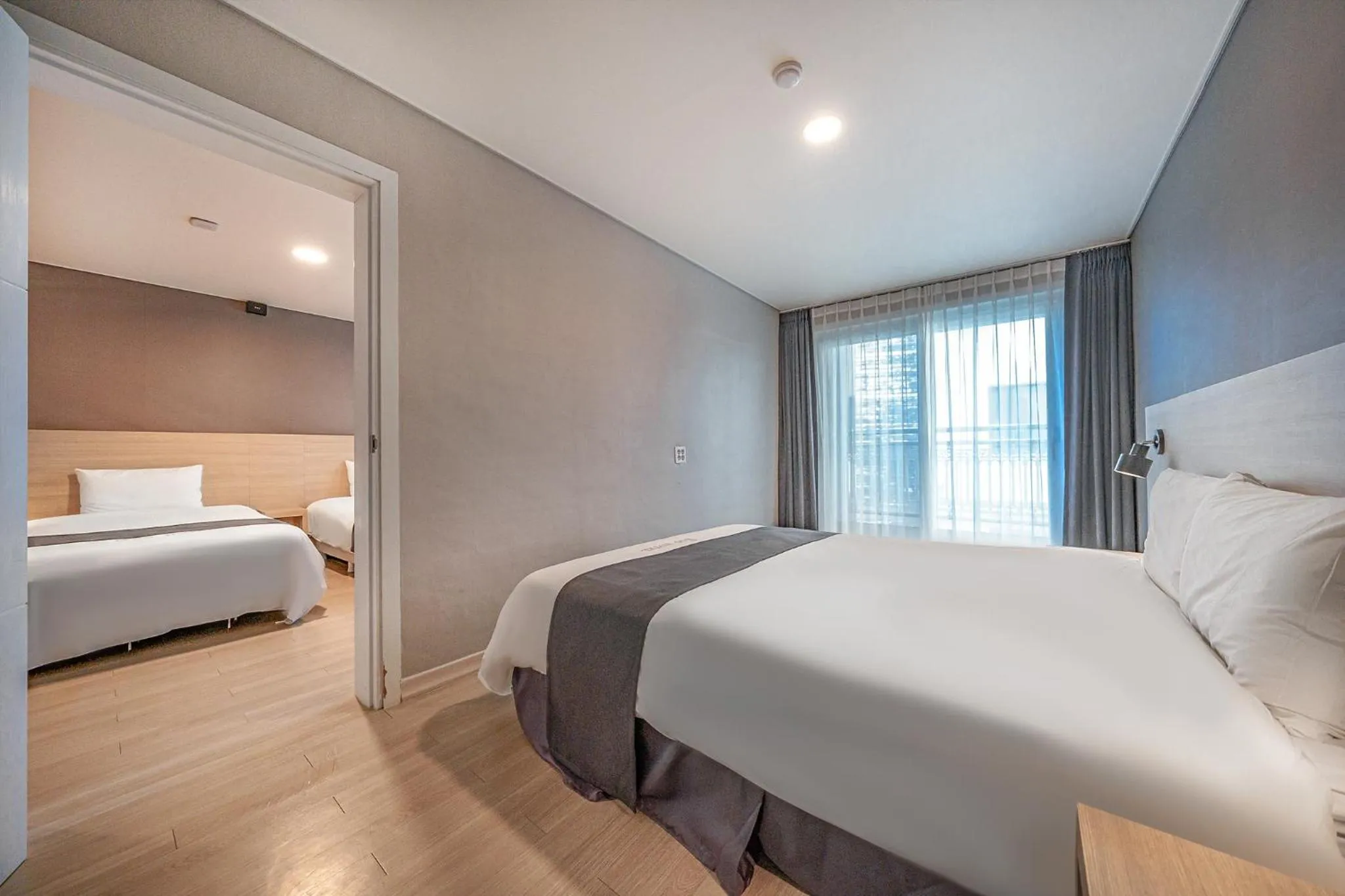 Bed in Gyeongpo Soo Hotel