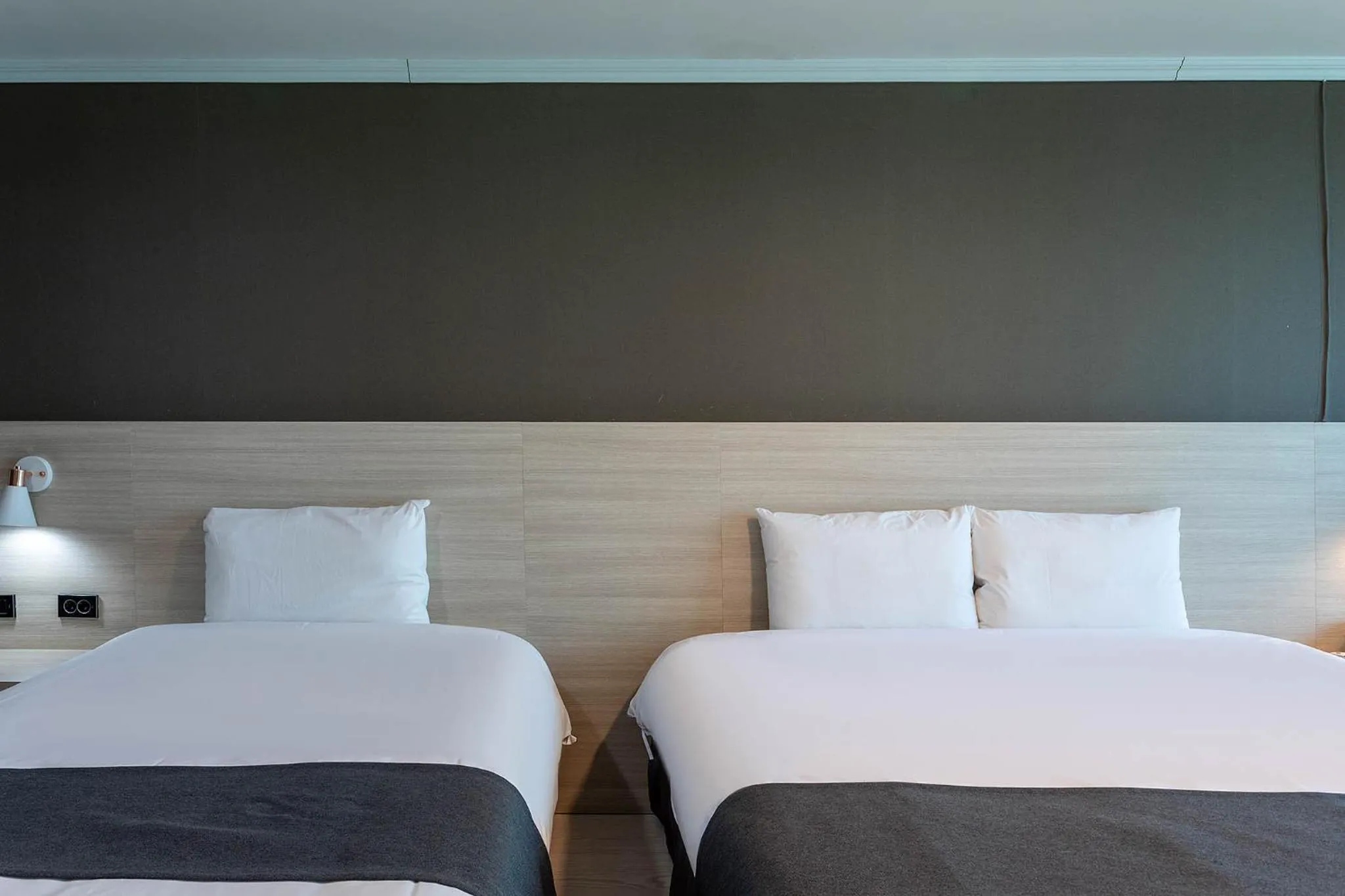 Bed in Gyeongpo Soo Hotel