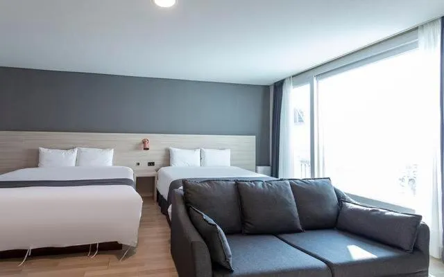 Bed in Gyeongpo Soo Hotel