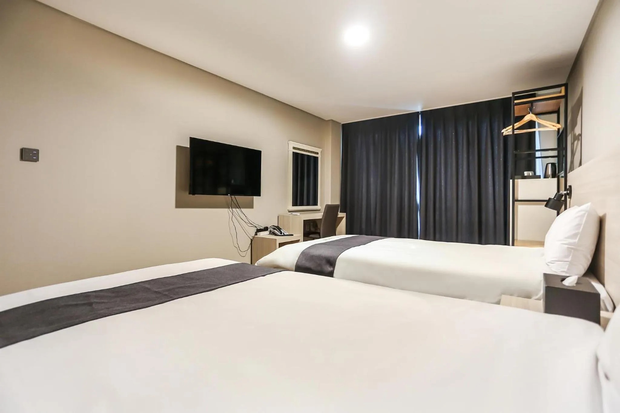 Bed in Gyeongpo Soo Hotel