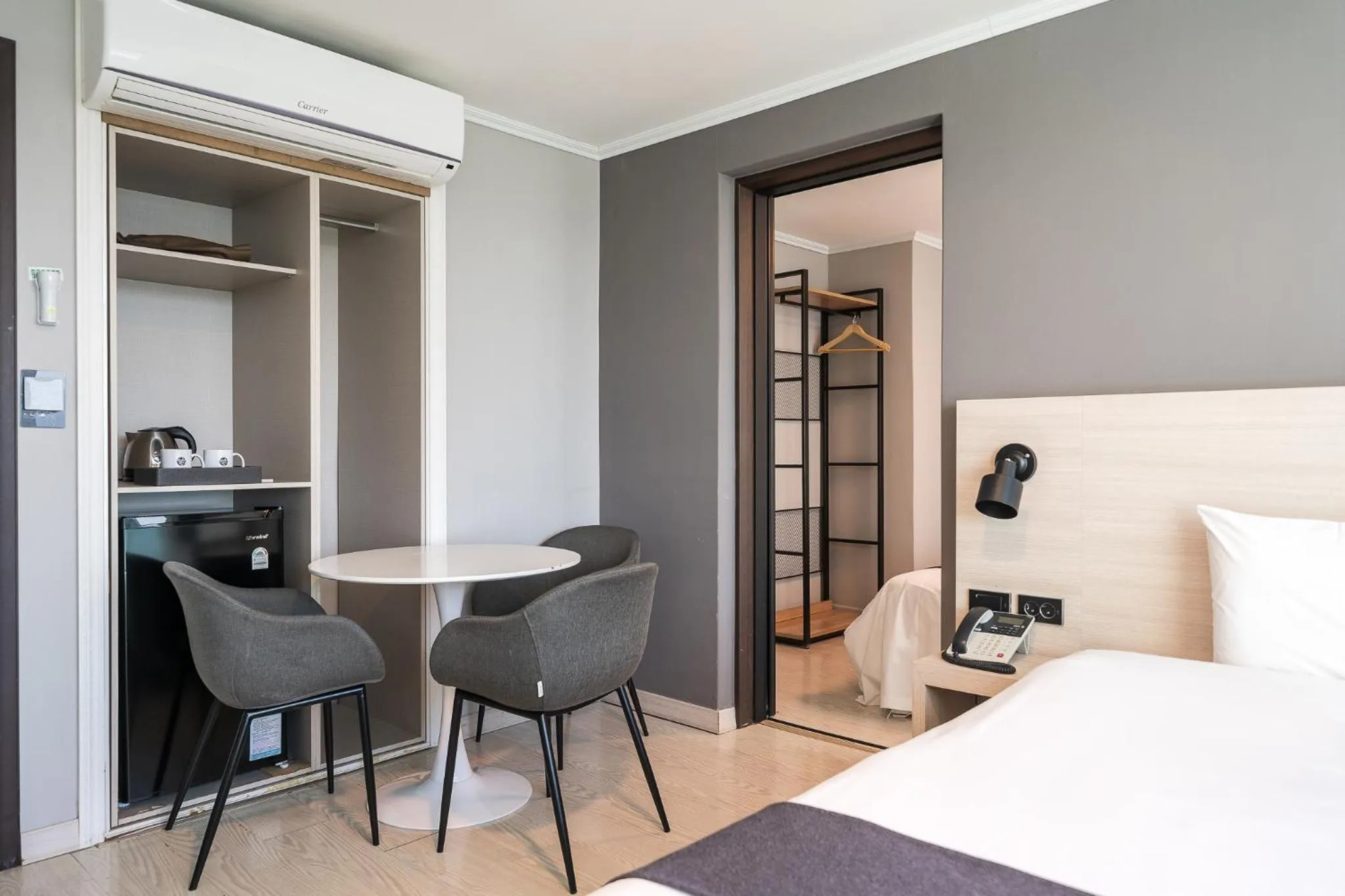 Bed in Gyeongpo Soo Hotel