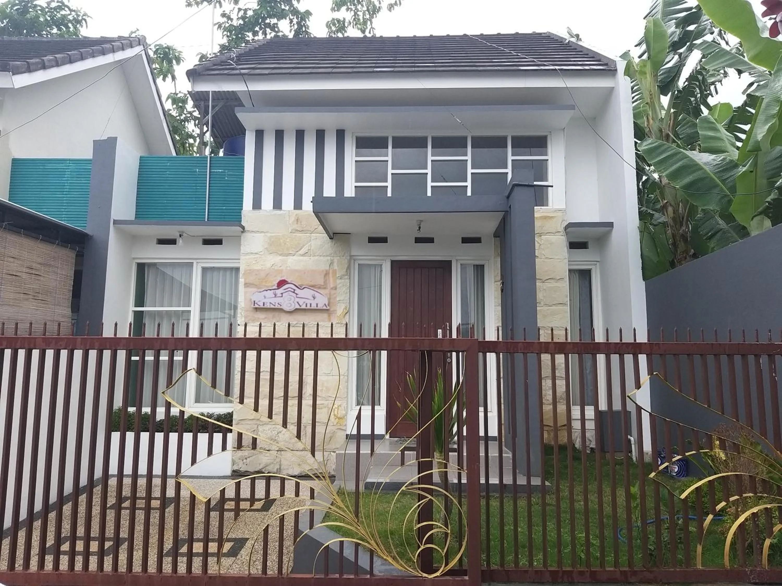 Property building in Ken's Villa 8