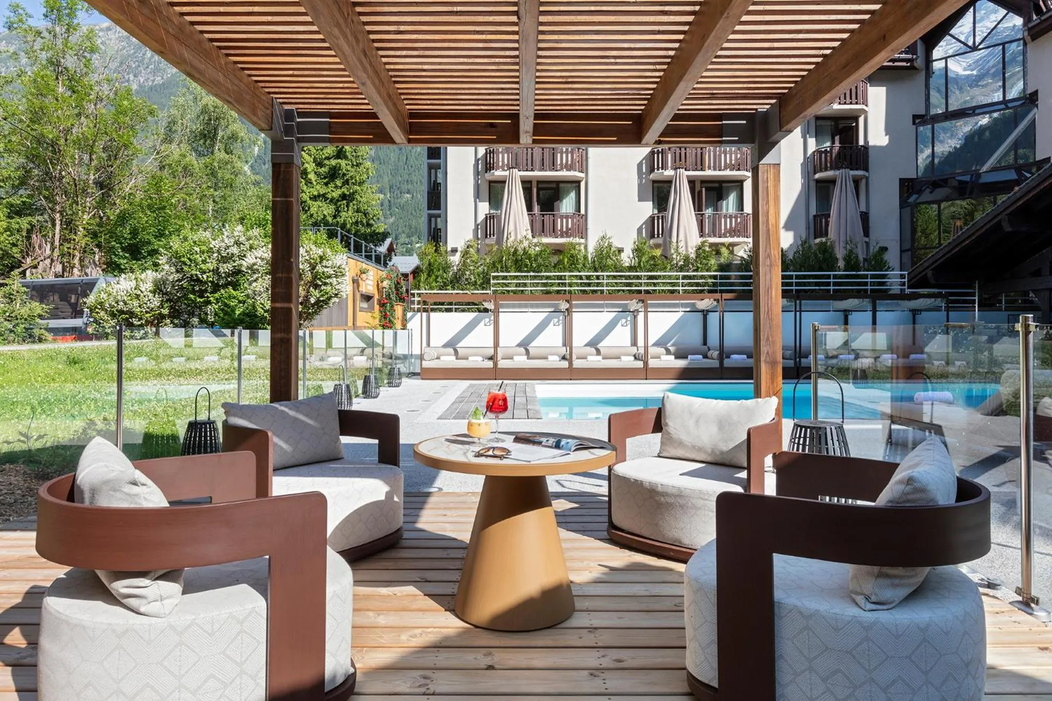 Swimming pool in Hôtel Les Aiglons Chamonix