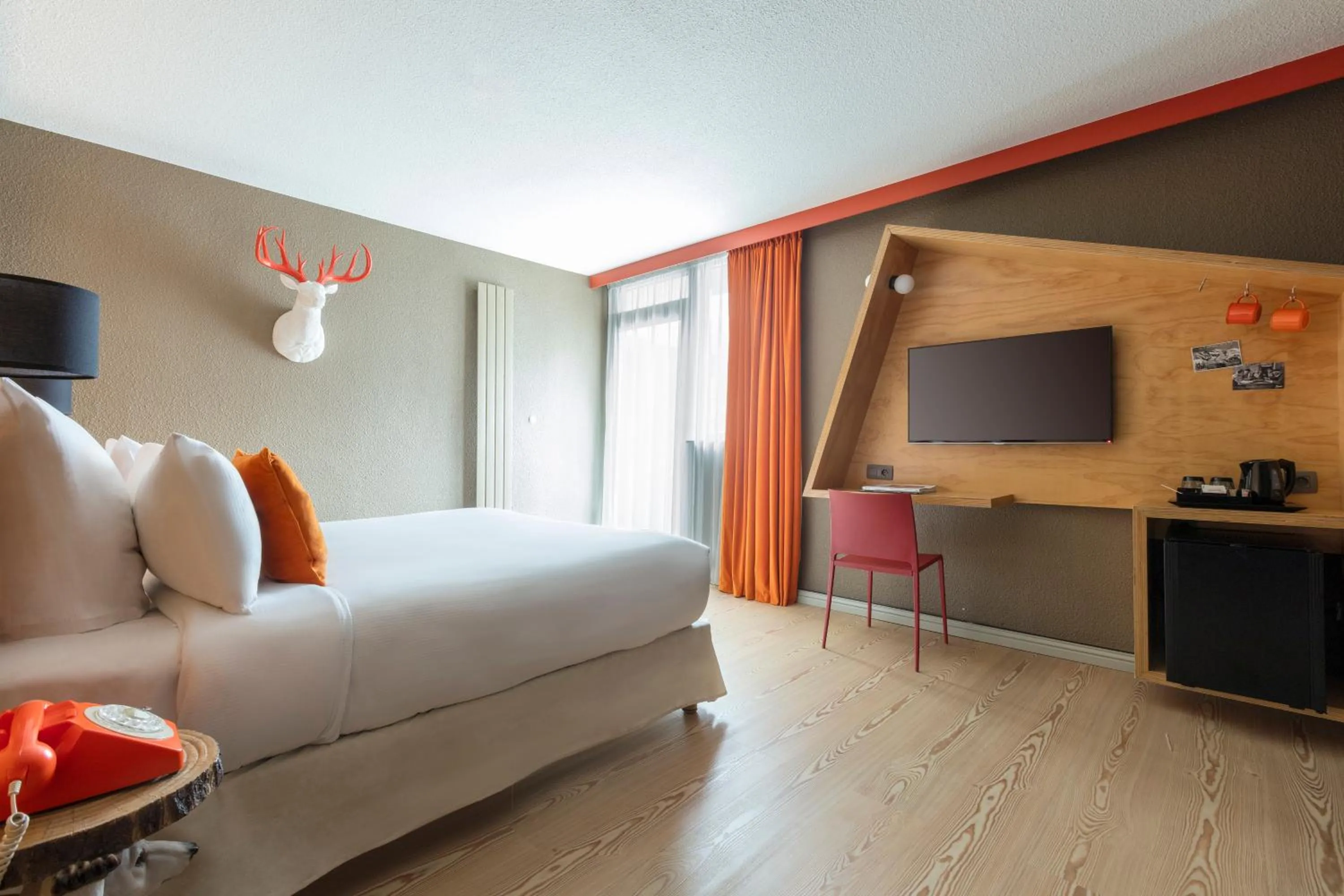 Bed in Hôtel Les Aiglons Chamonix