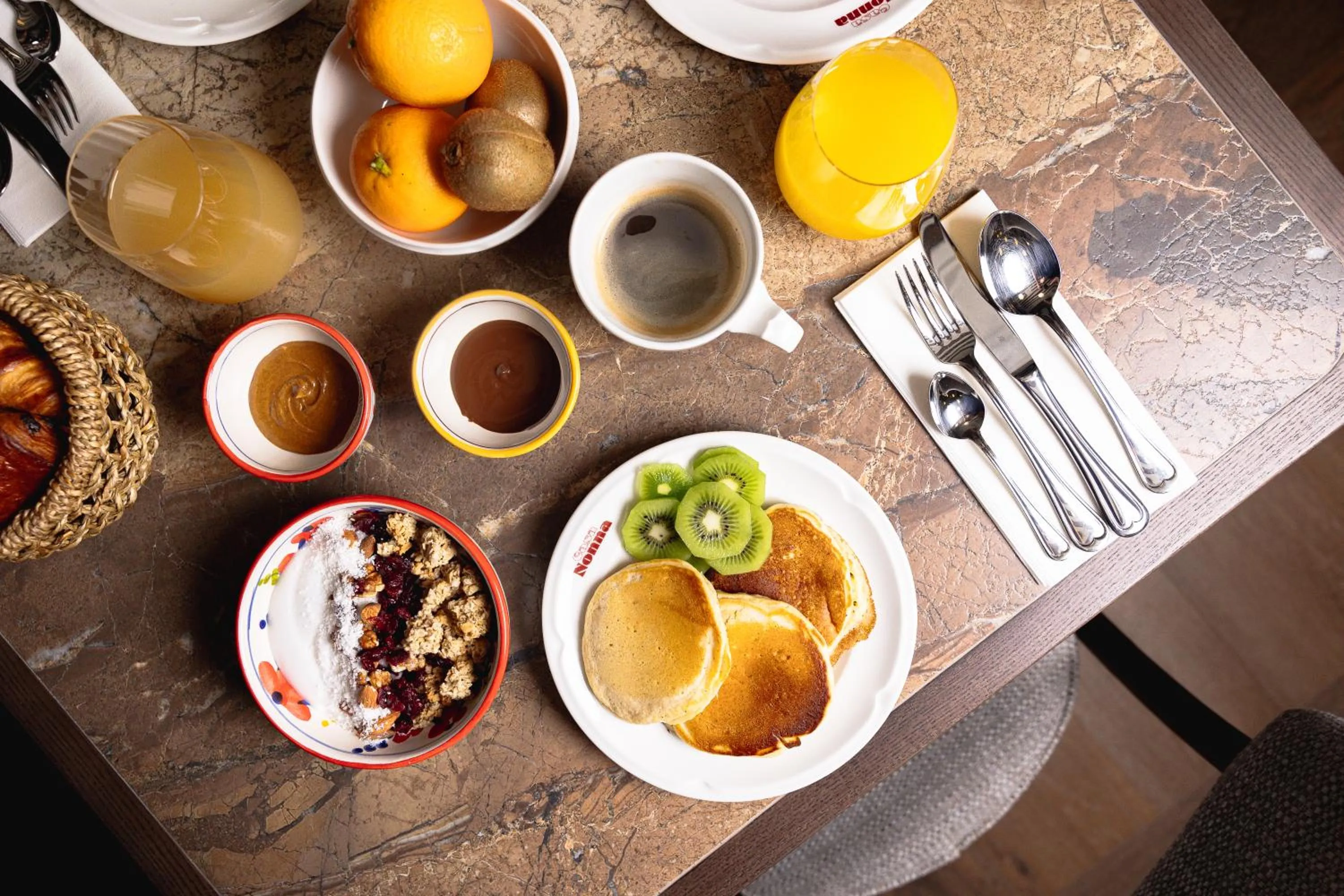 Breakfast in Hôtel Les Aiglons Chamonix