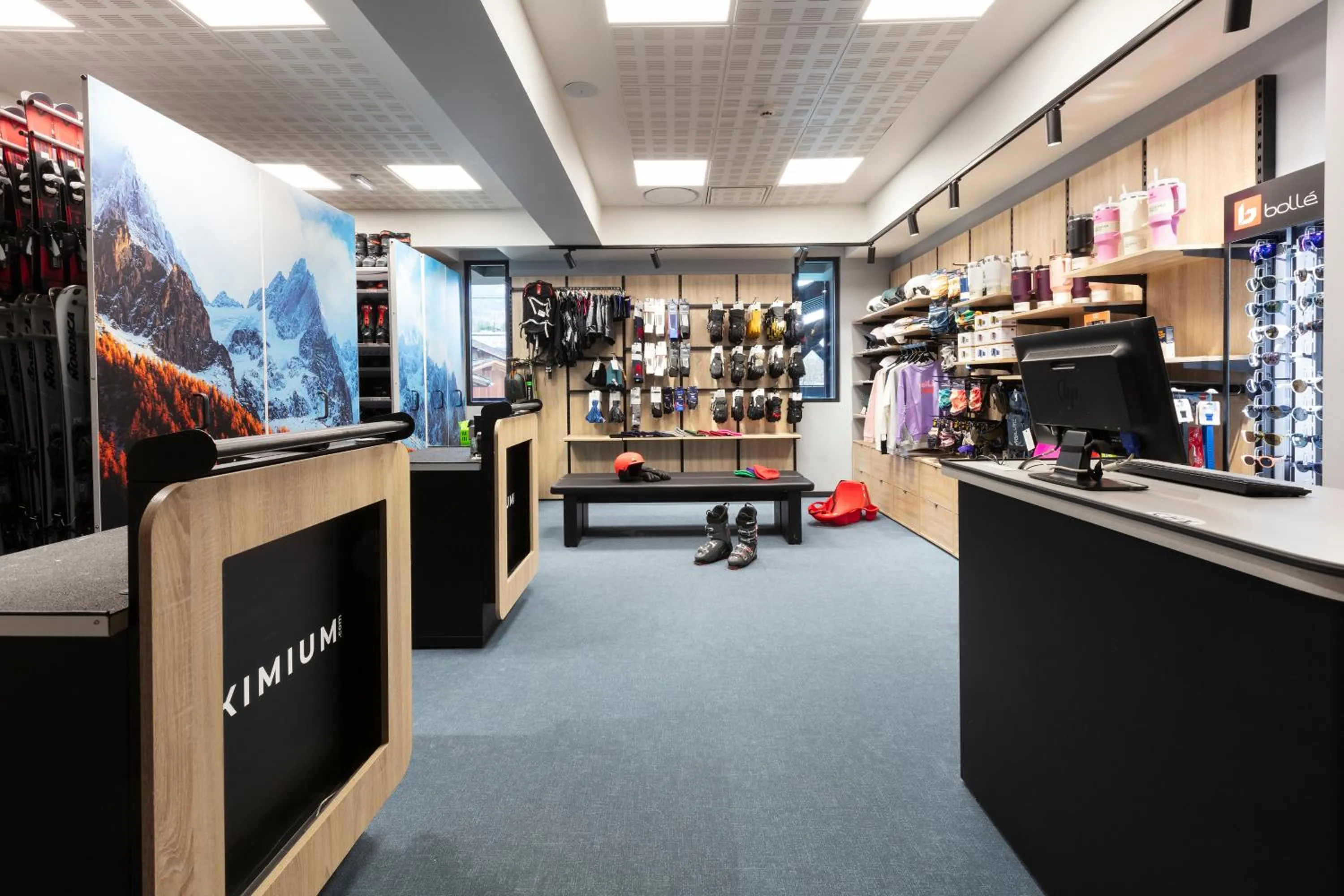 Shopping Area in Hôtel Les Aiglons Chamonix