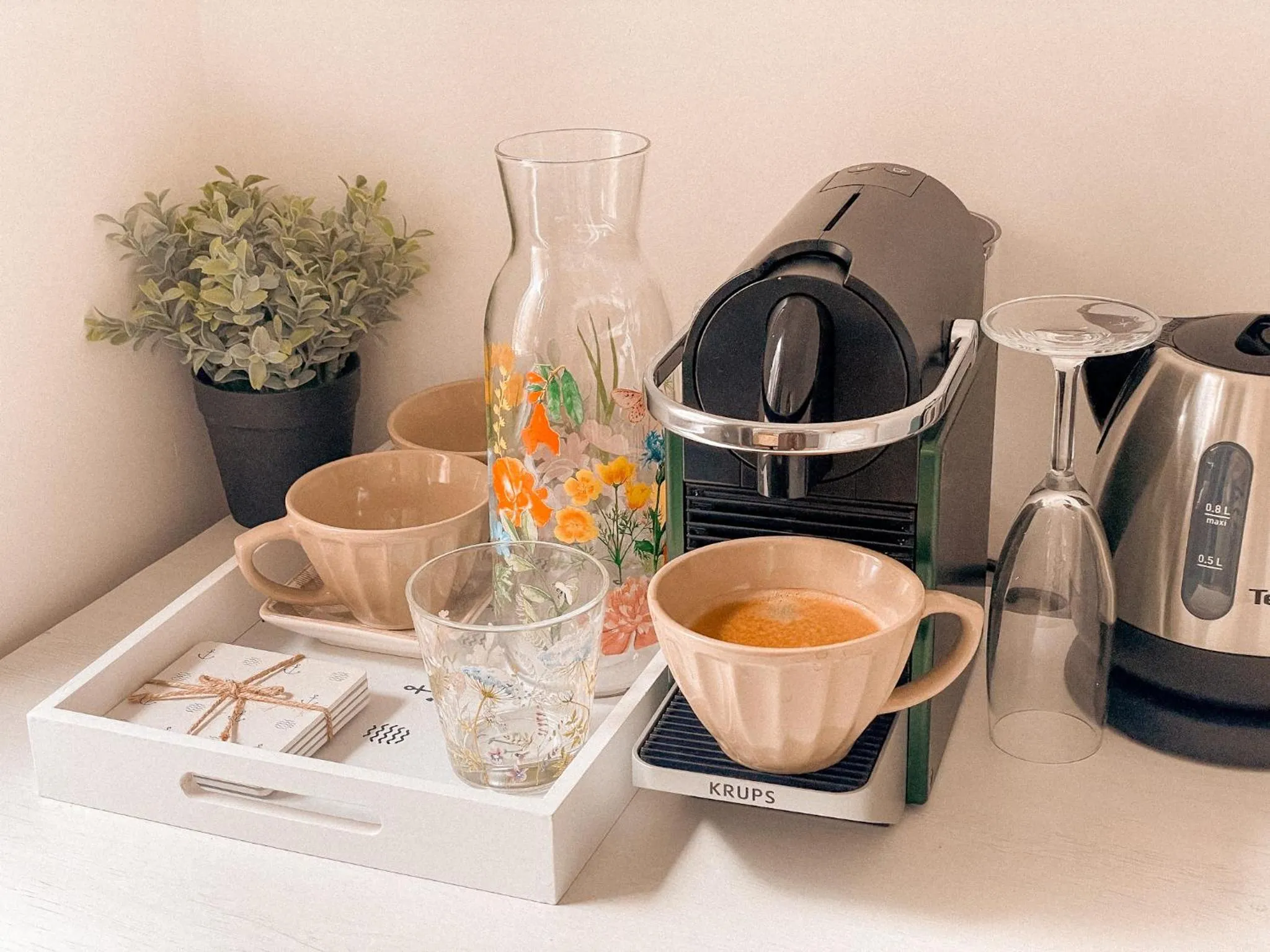 Bedroom in Clementines House Honfleur