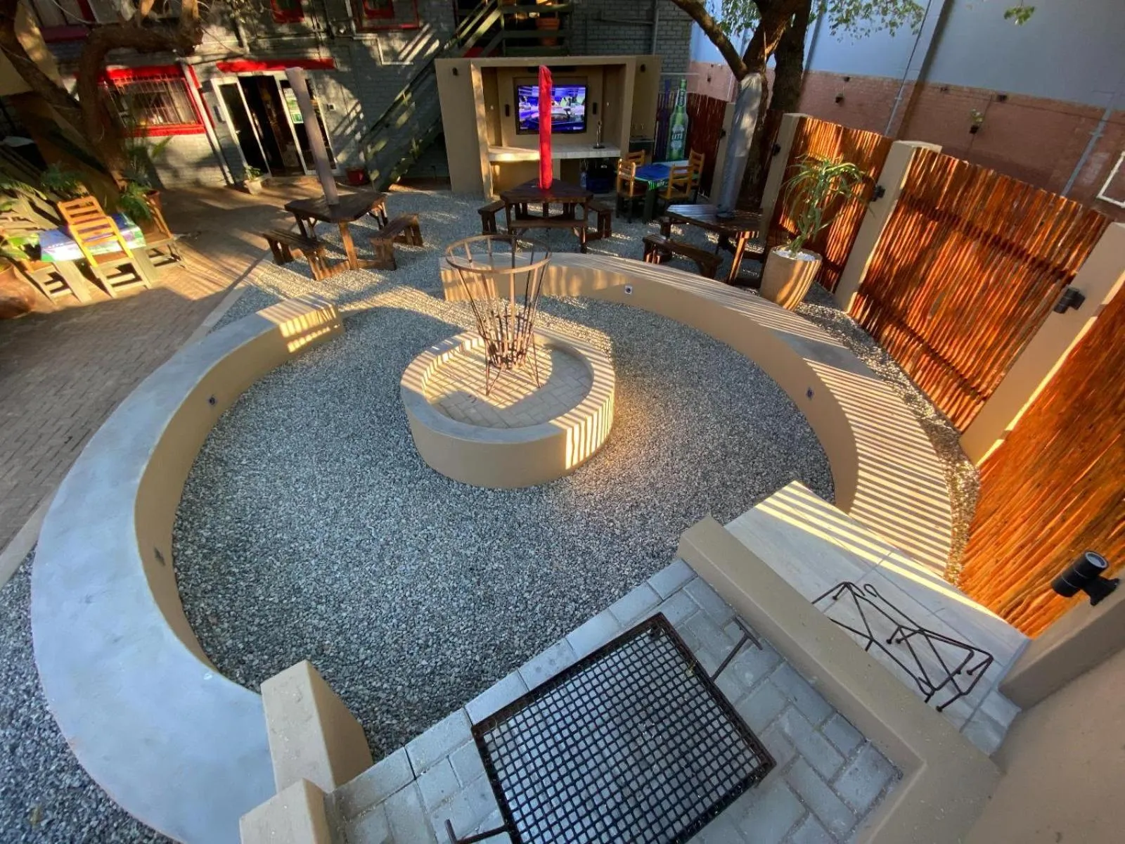 BBQ facilities in Echo Mountain Inn