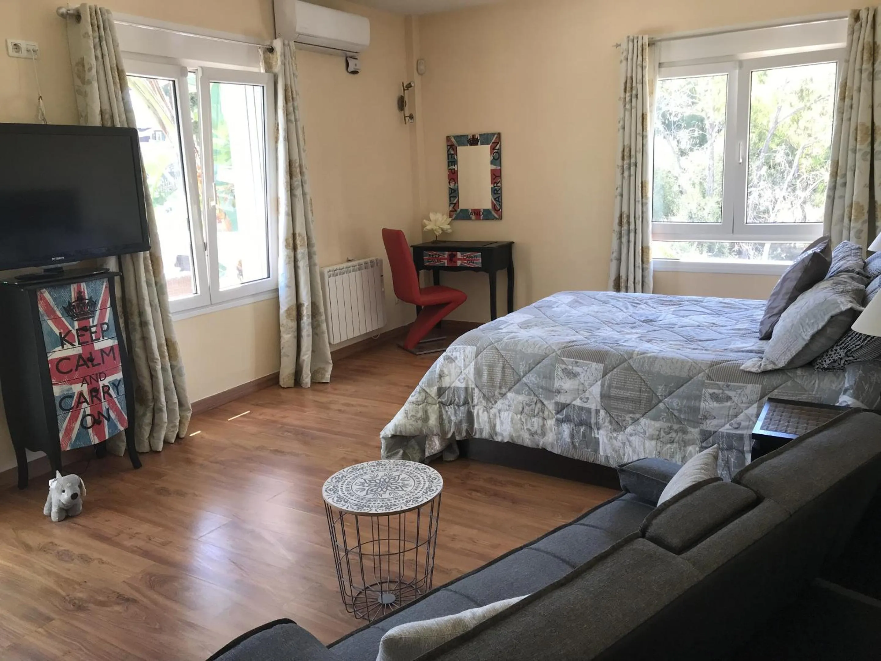 Bedroom, Bed in Villa Paraisos