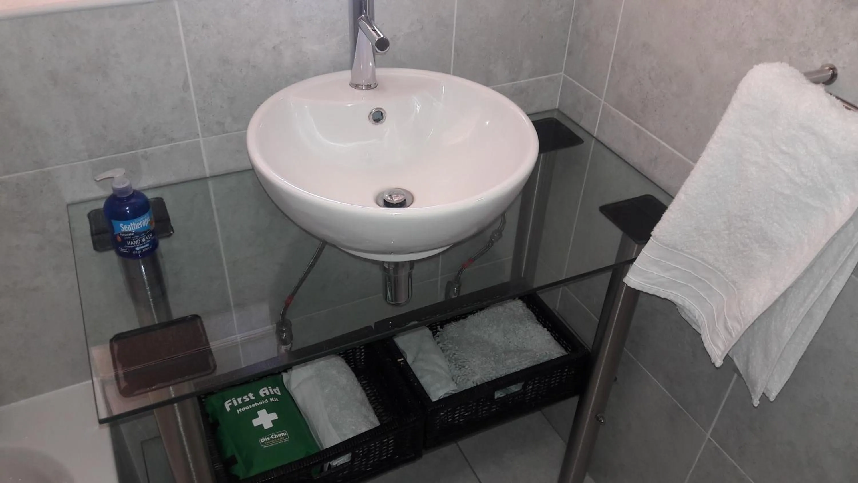 Bathroom in R & R's Retreat