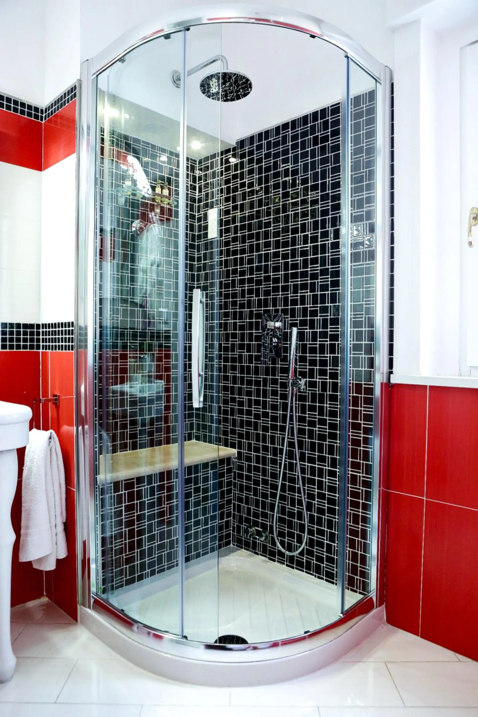 Bathroom in MaLu' B&B