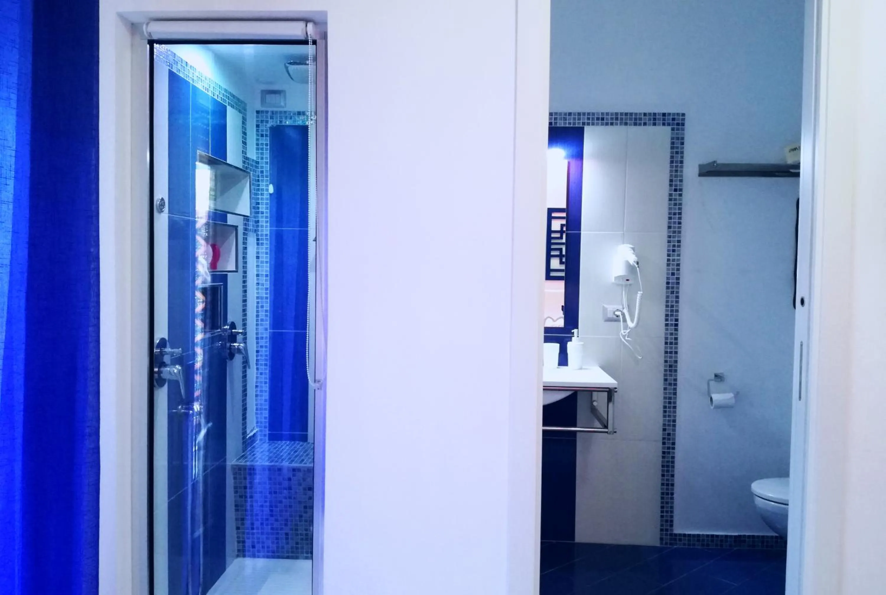 Photo of the whole room in MaLu' B&B