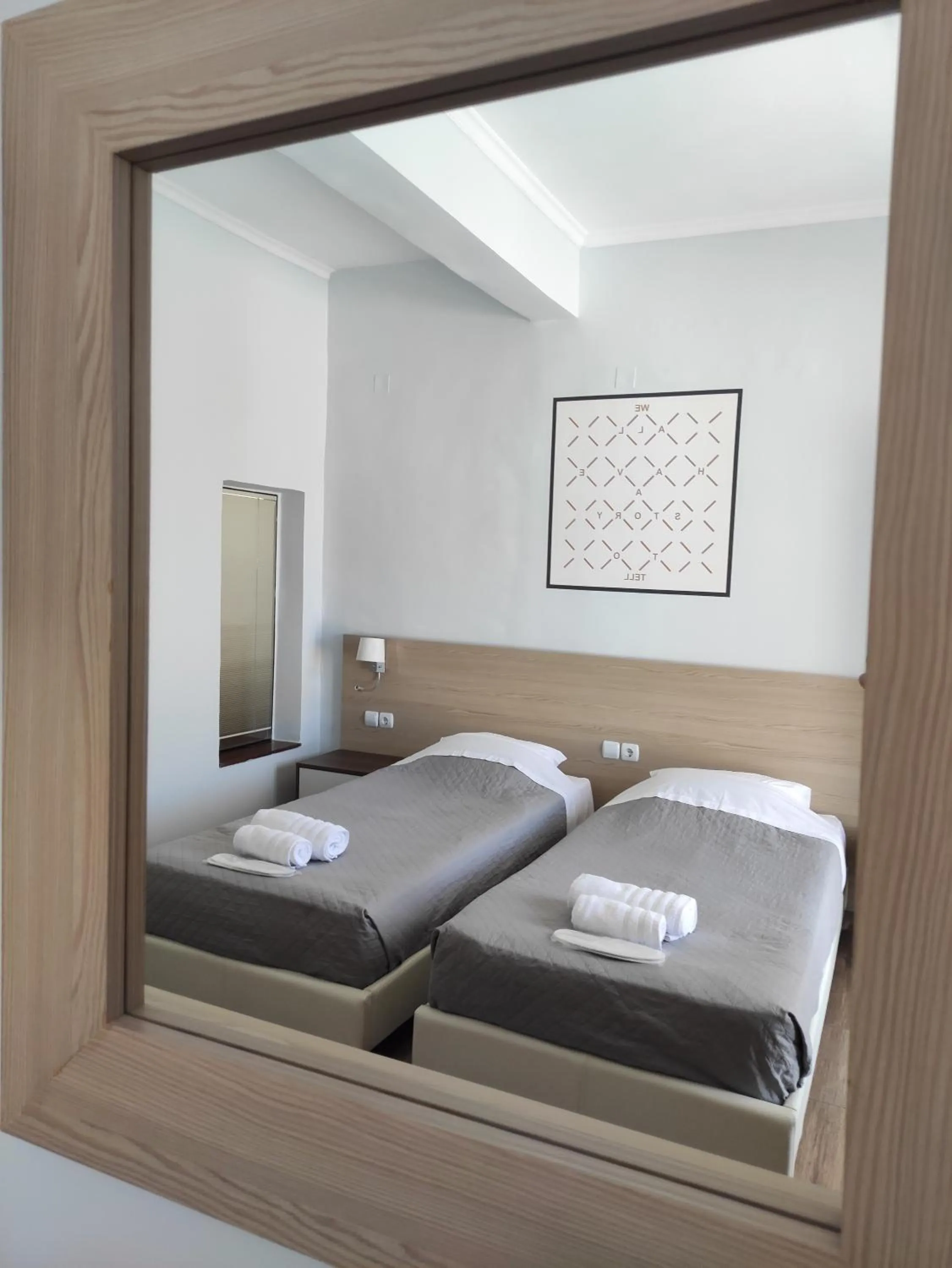 Photo of the whole room, Bed in City Point Chios